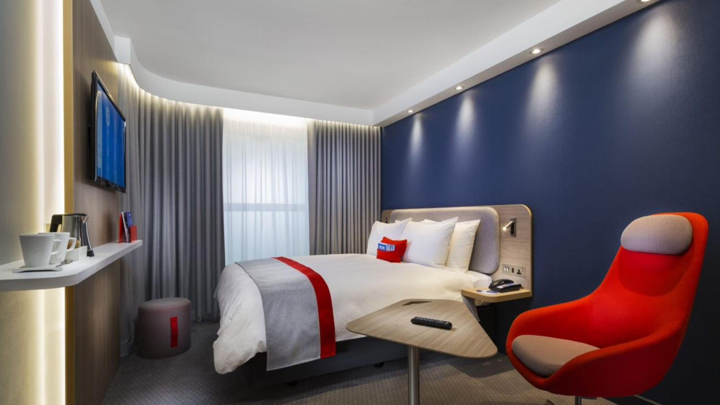 Standard Double Room with Free Hot Breakfast - Accessible