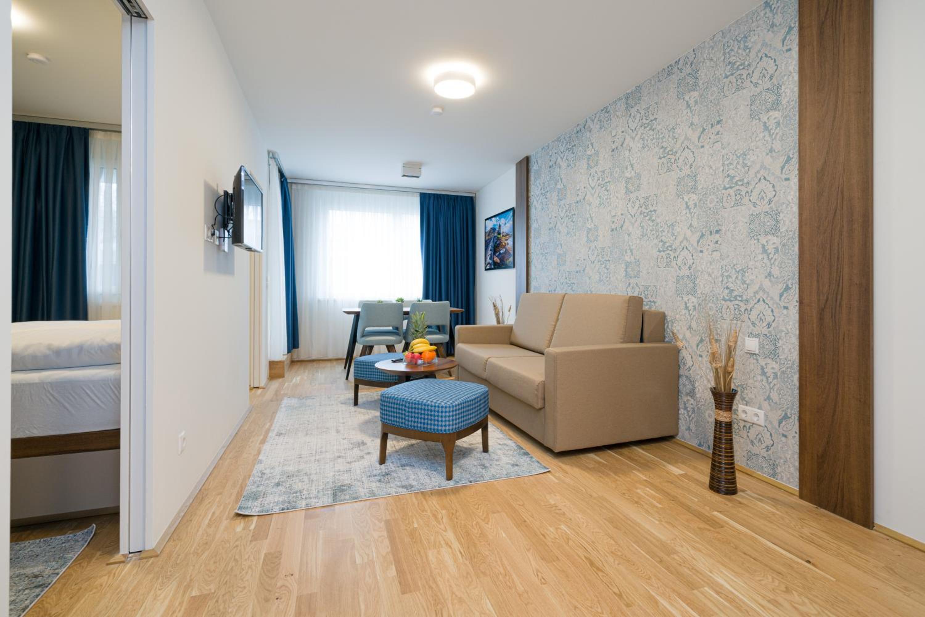 One-Bedroom Apartment with Balcony