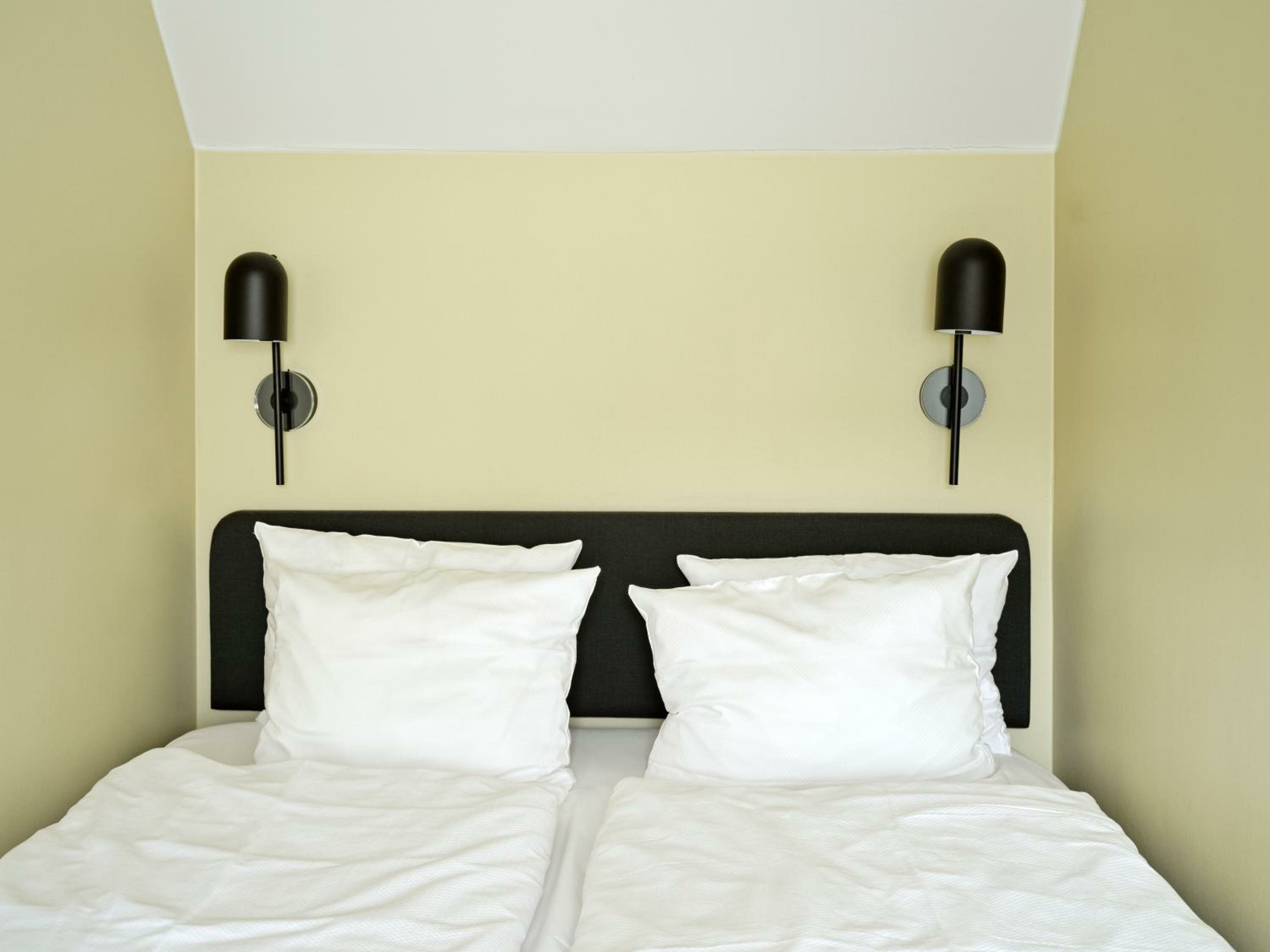 Split Level Apartment - Loft Bed