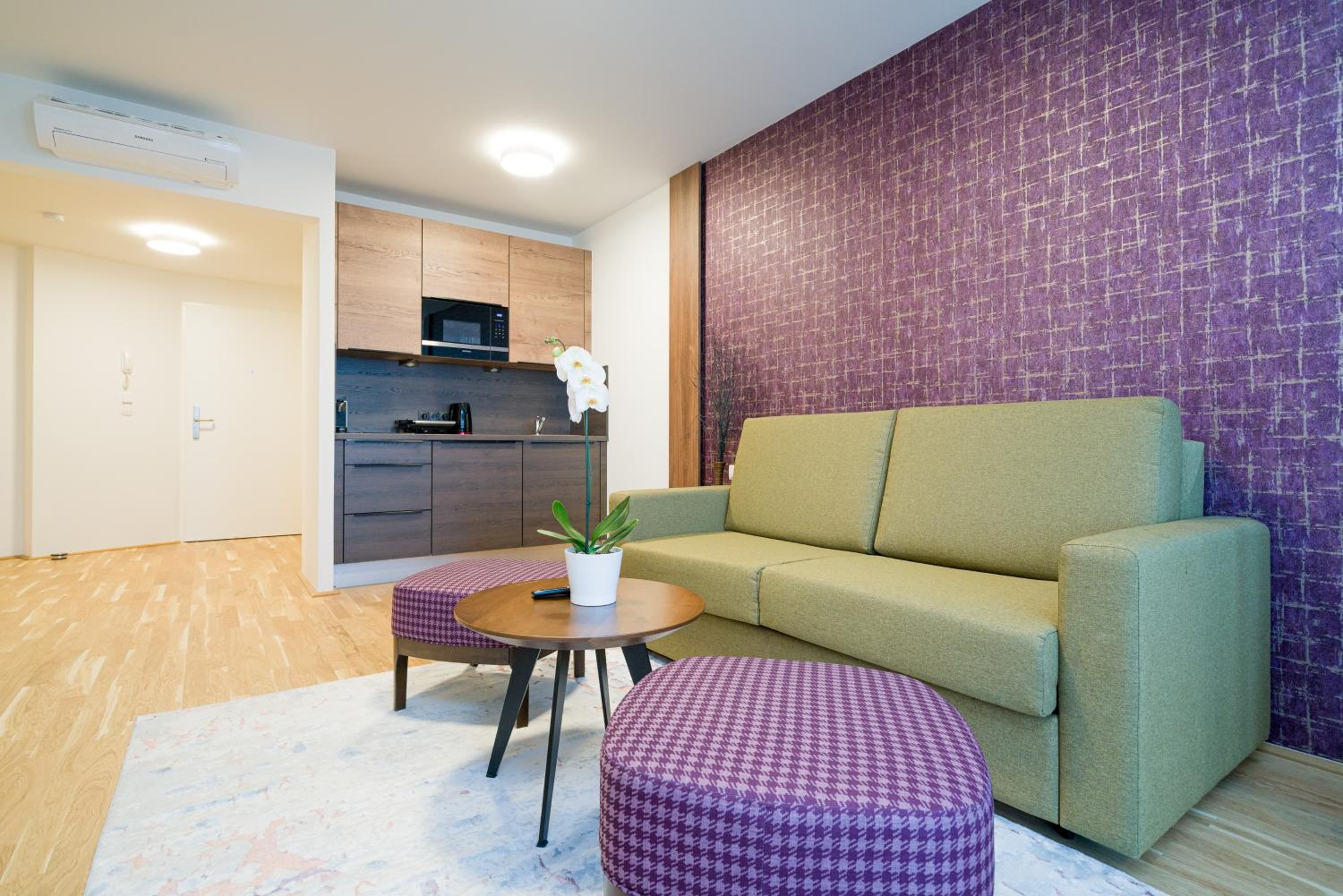 One-Bedroom Apartment with Balcony