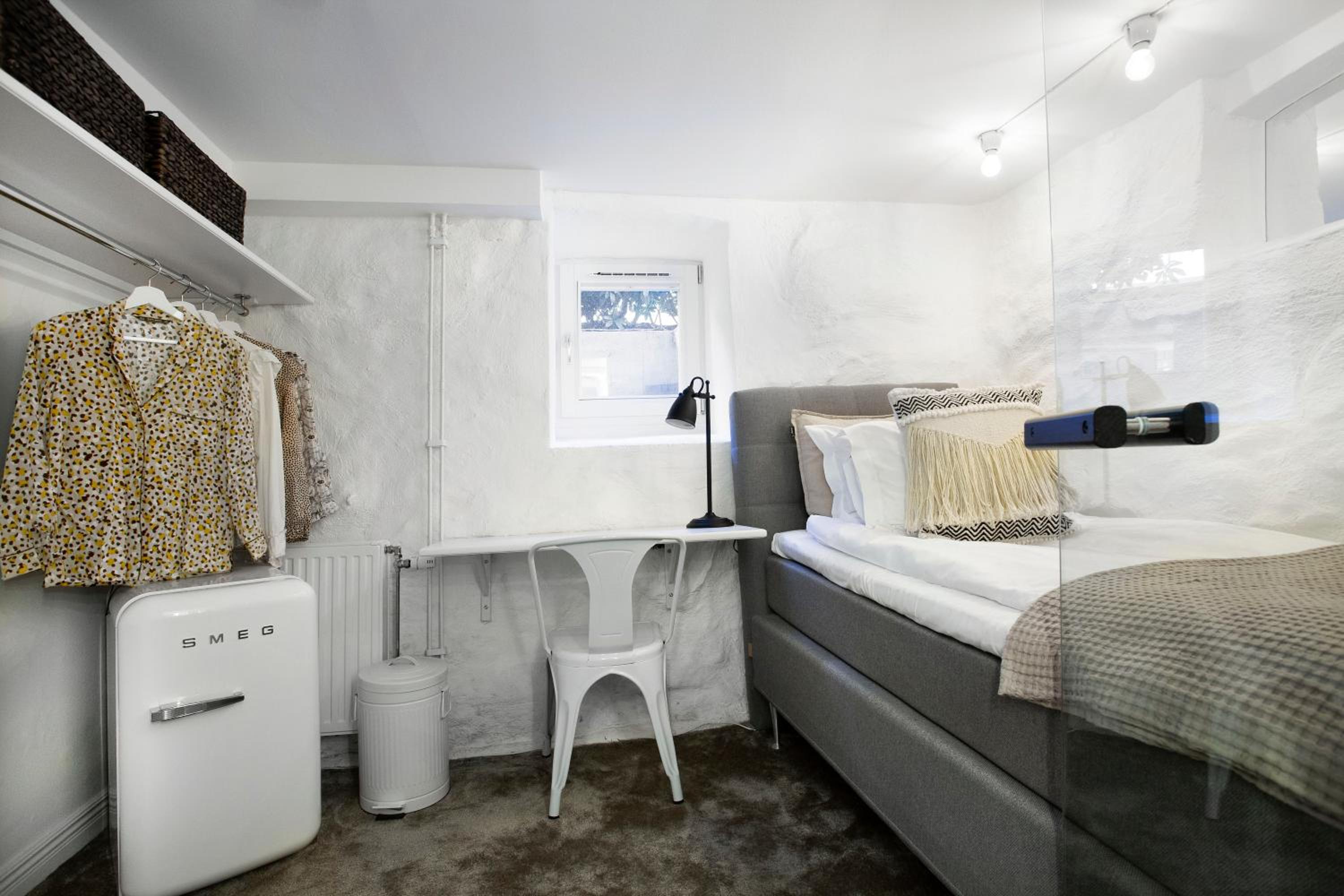 Single Room - Ground Floor