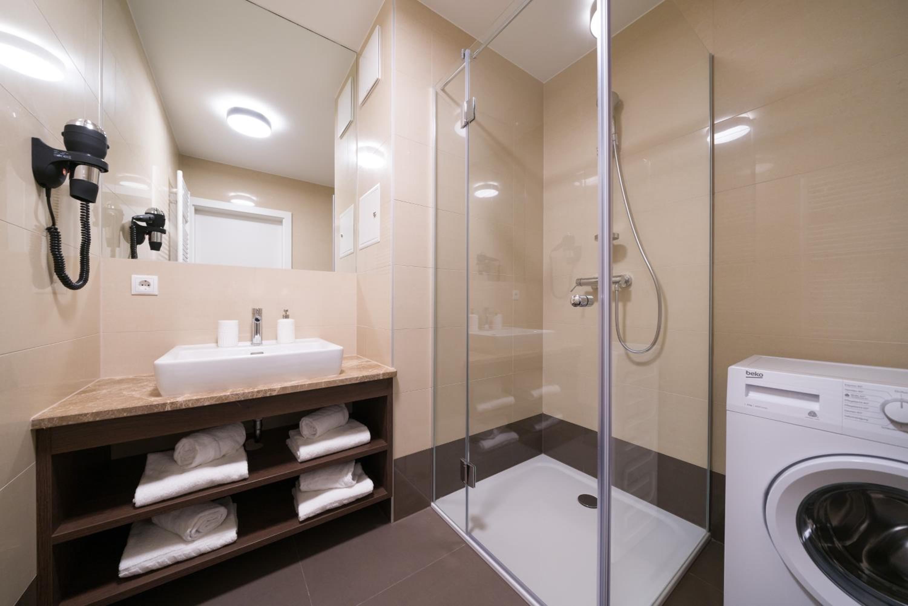 One-Bedroom Apartment with Balcony