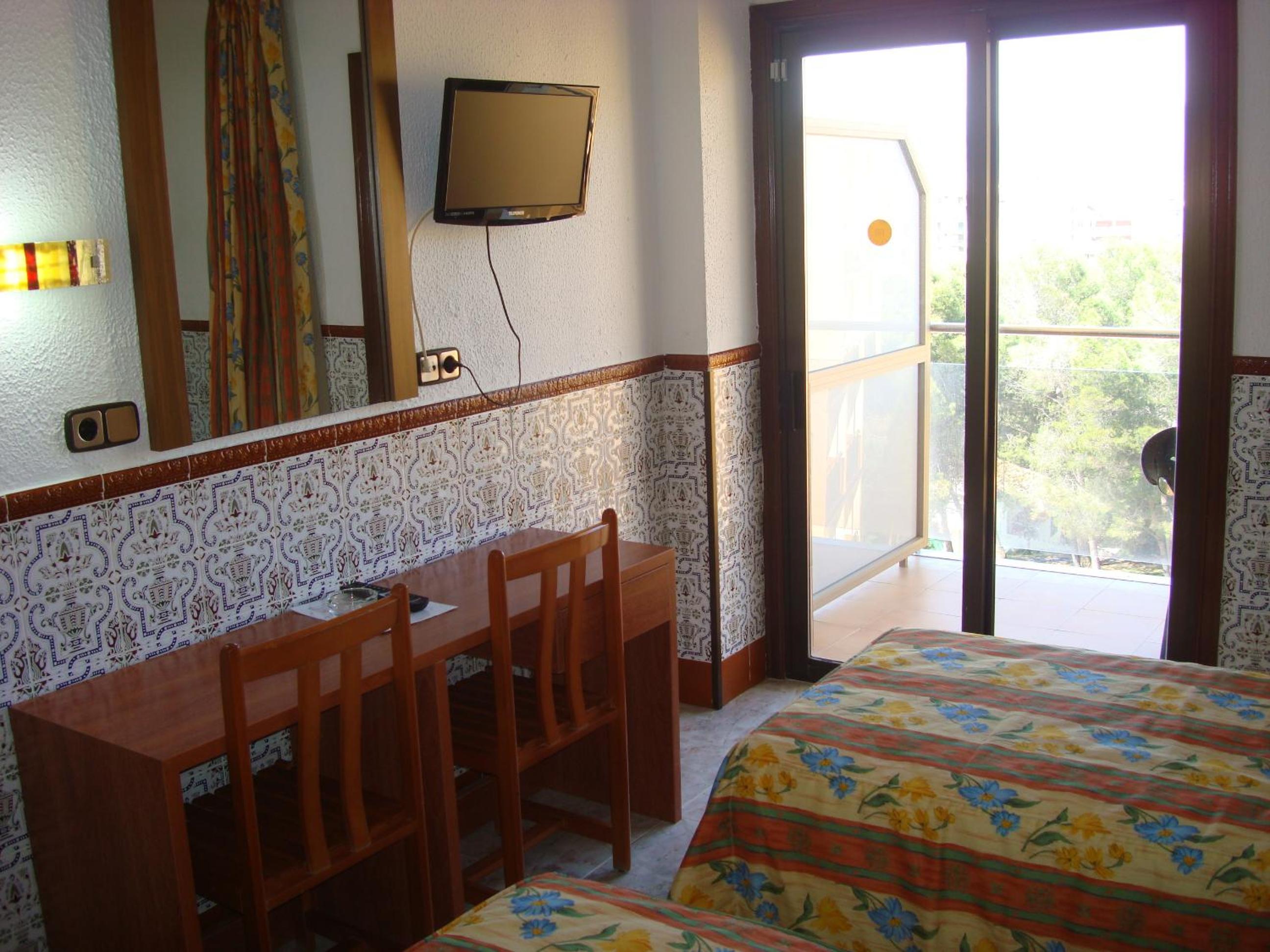 Double or Twin Room with Pool View