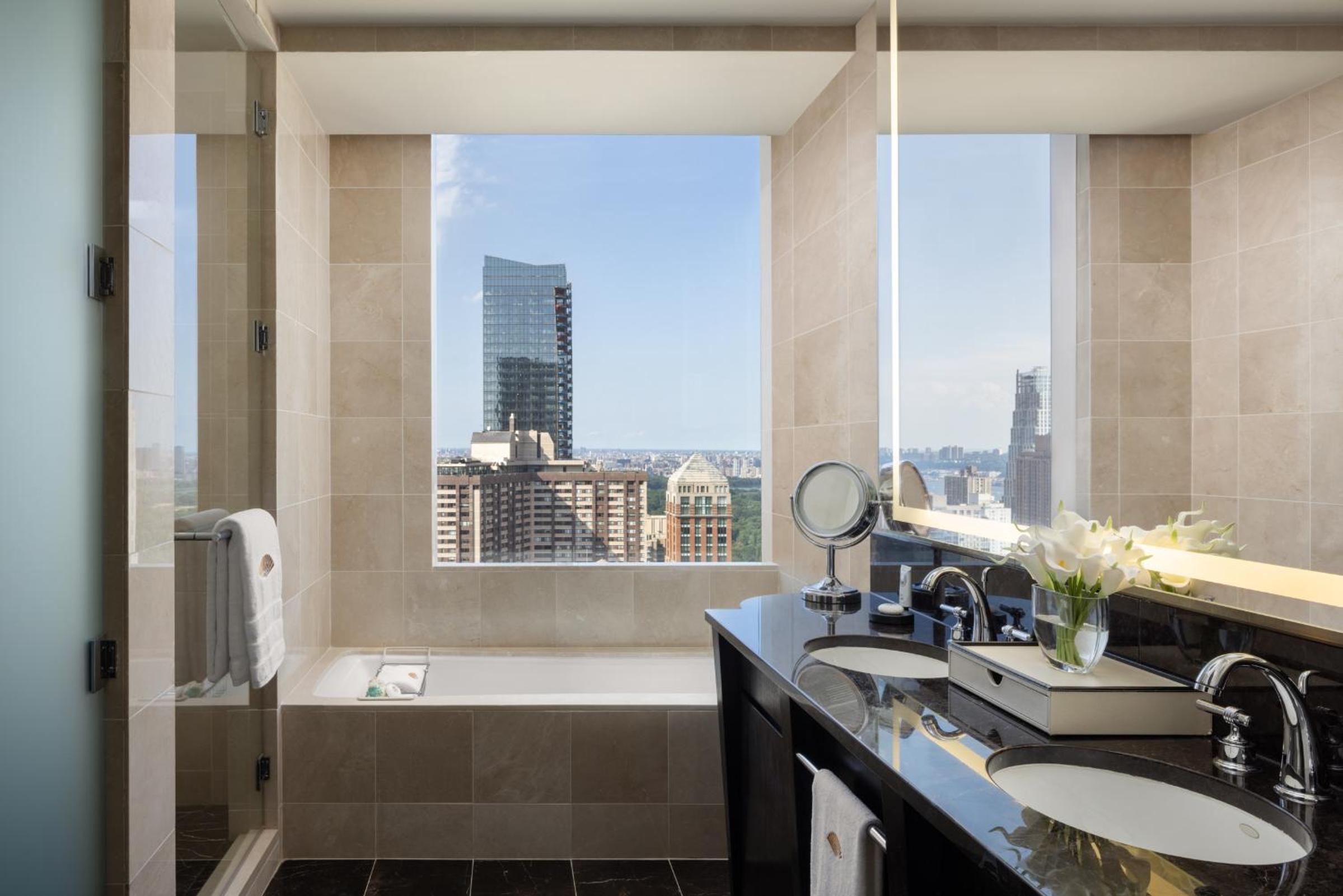 Suite with Hudson River View