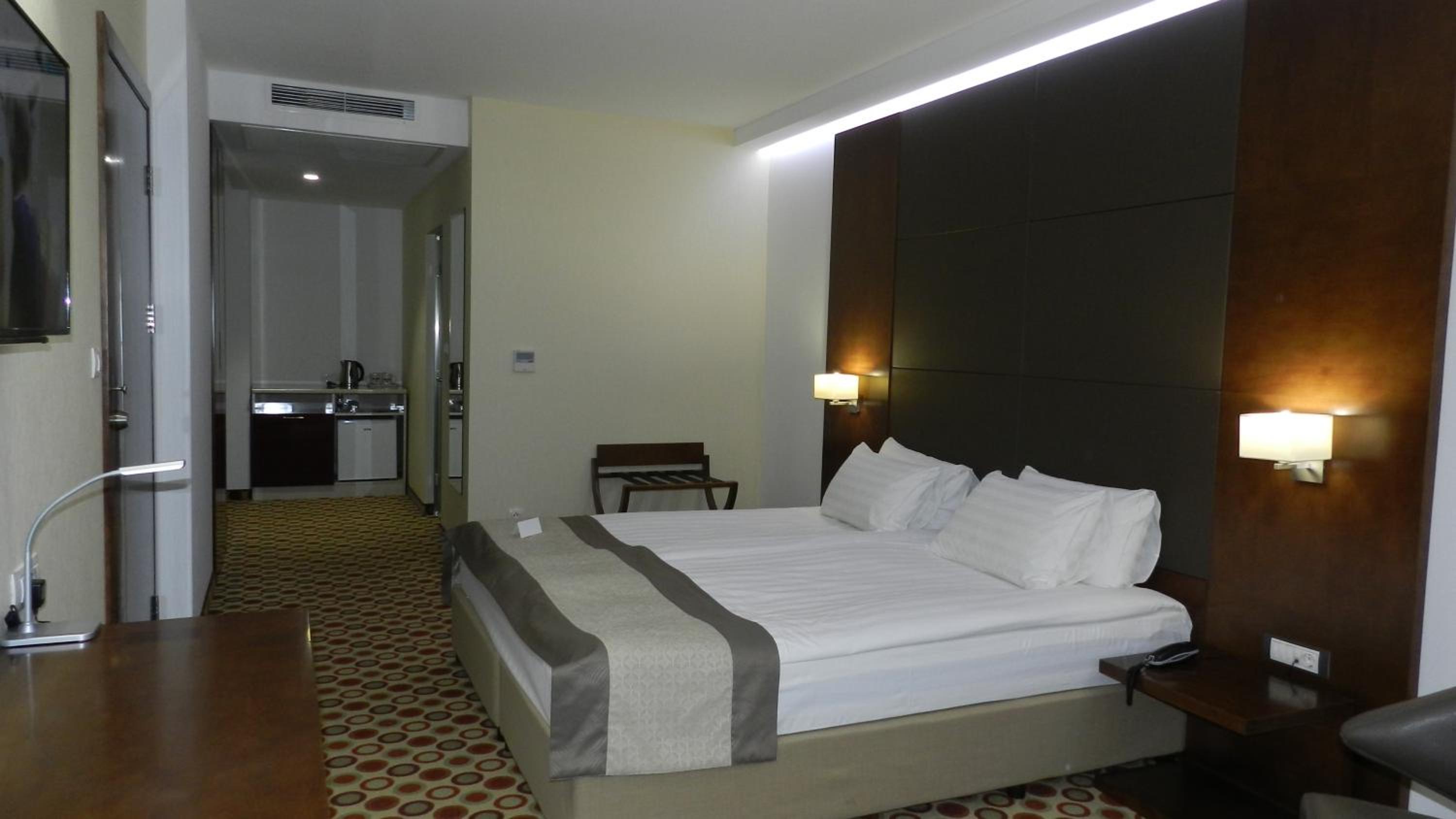 Deluxe Room with Sofa Bed 