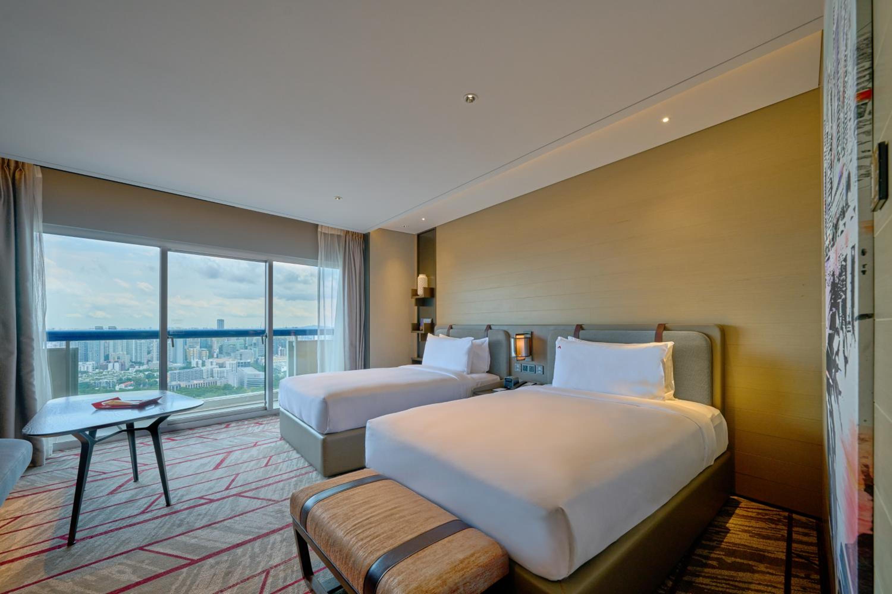 Premier, 2 Doubles, Balcony, City View