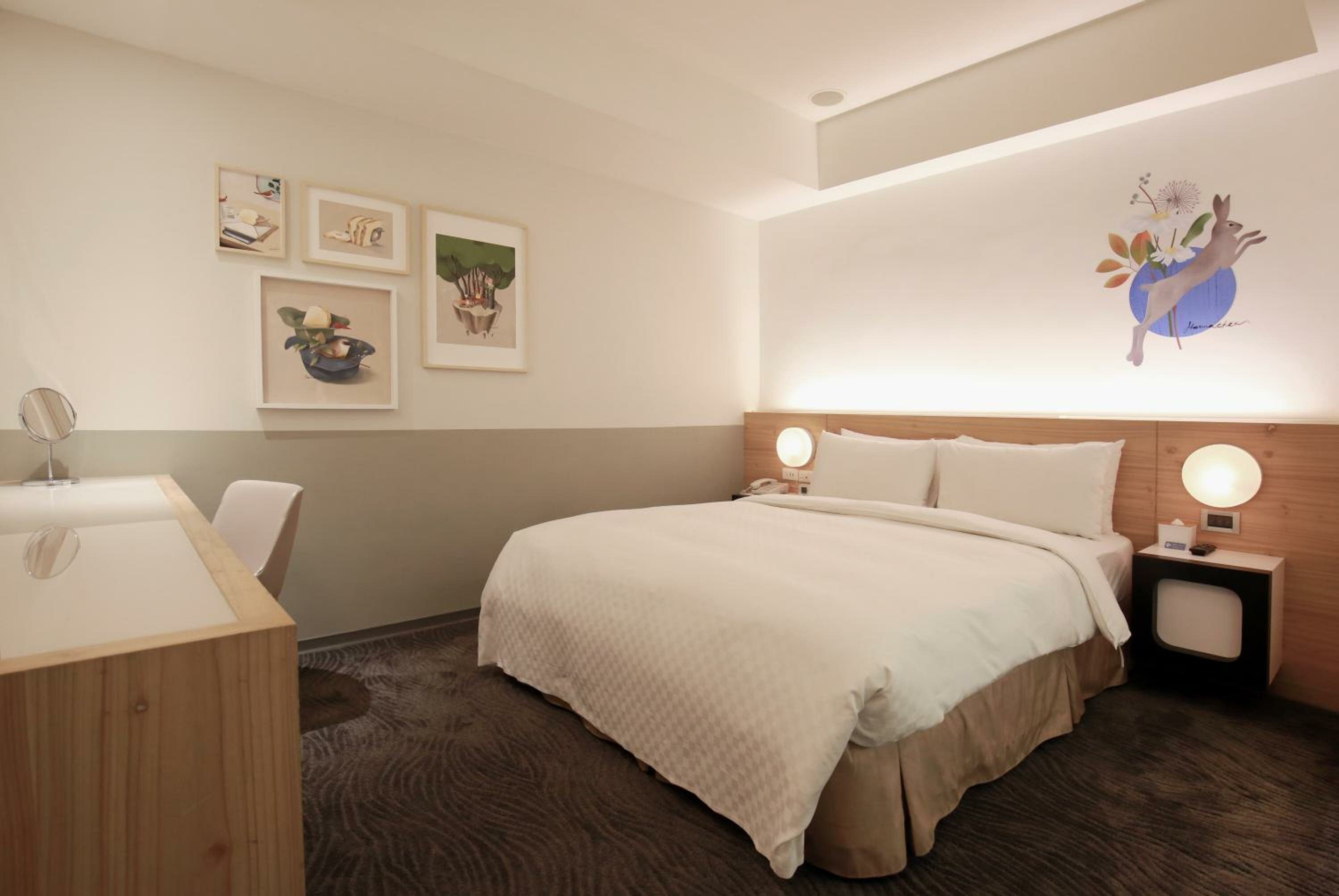 Economy Double Room - no window