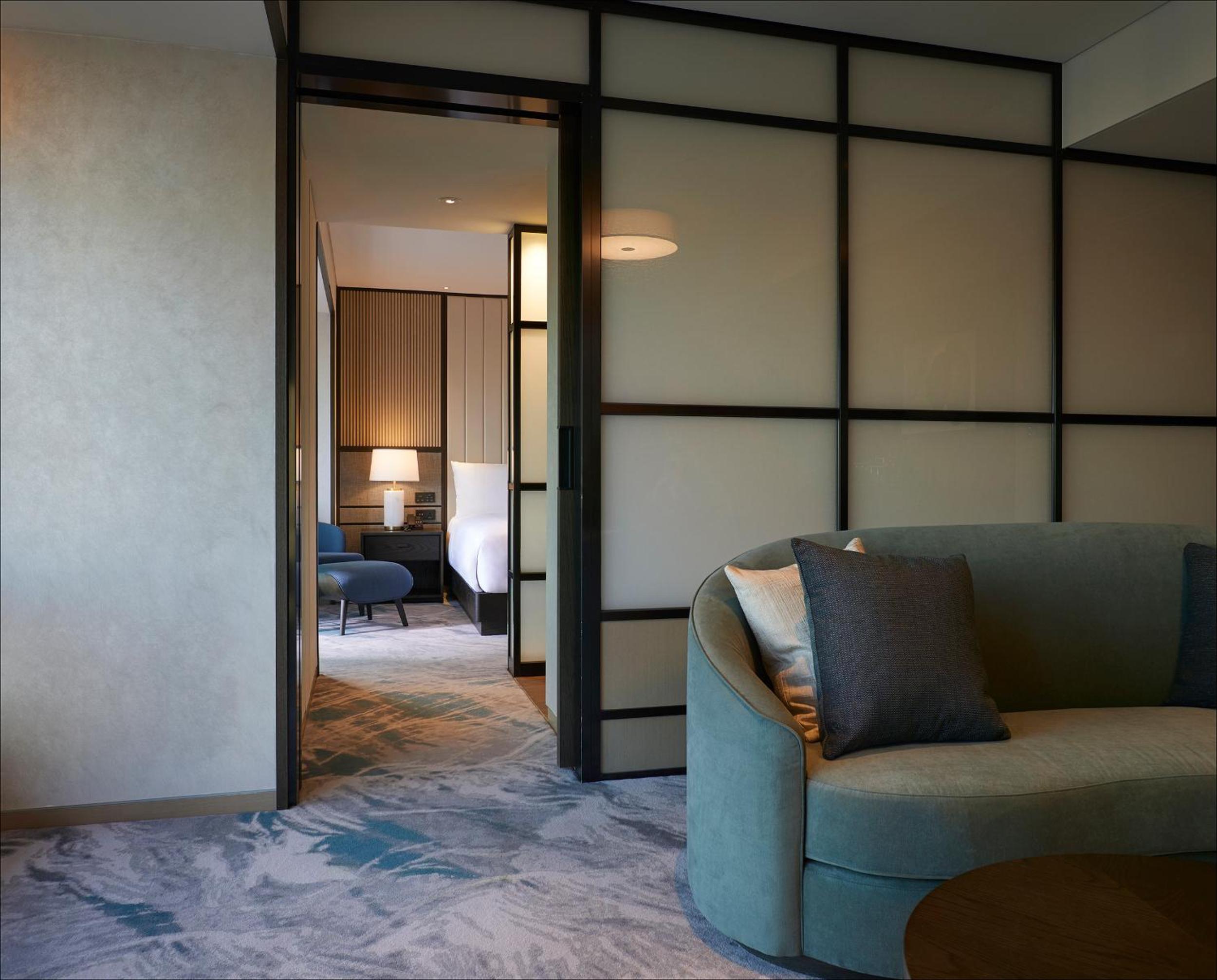 One-Bedroom Suite High floor Club Lounge Access