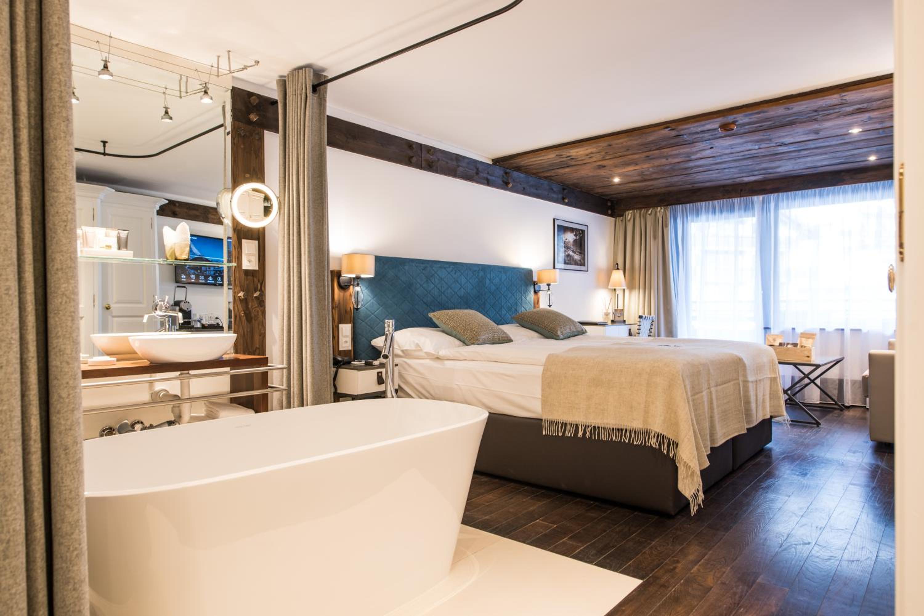 Alpine Chic Room (2 Adults)