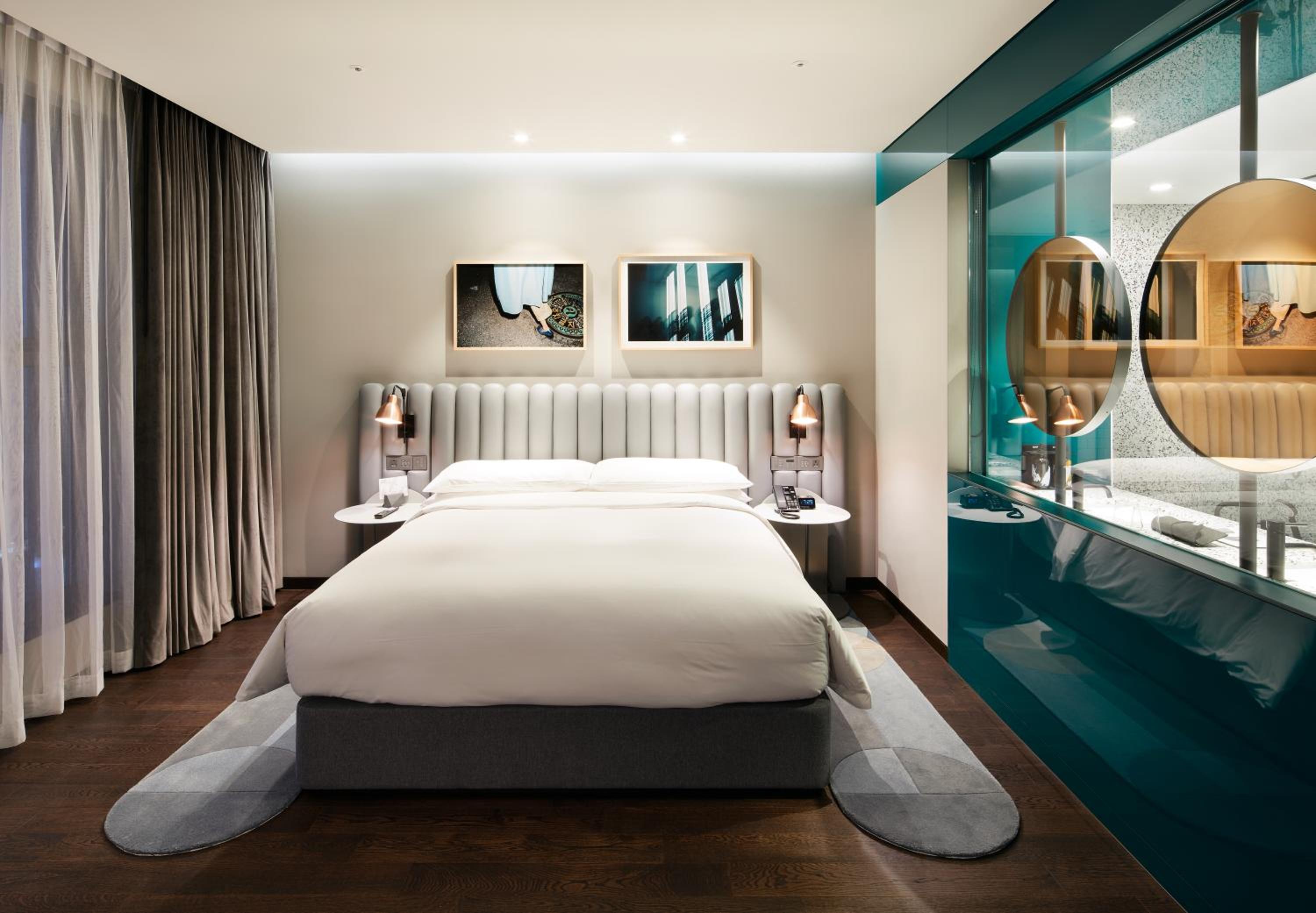 Director Suite, 1 Bedroom Suite, 1 King, City view