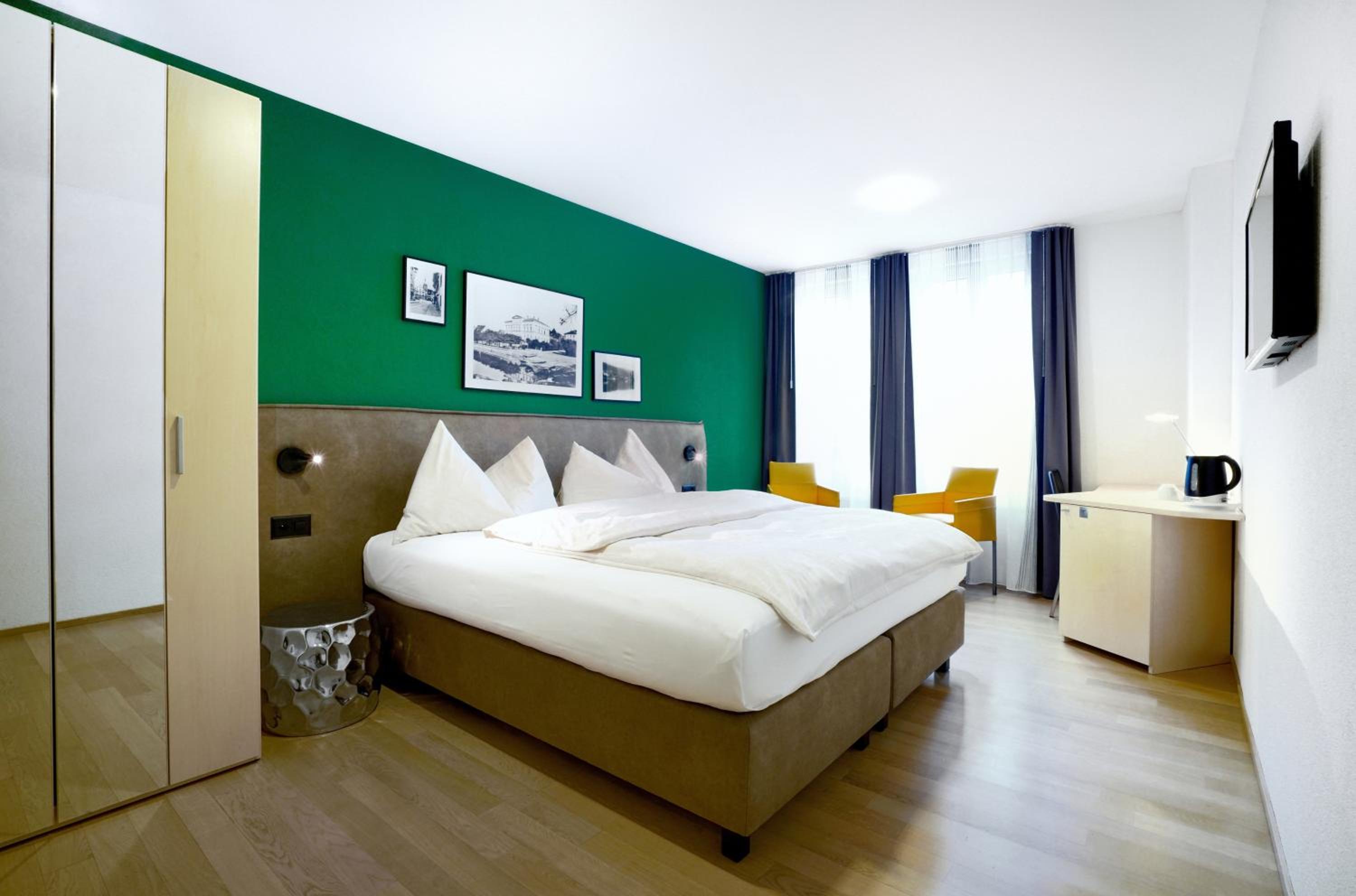 King Room