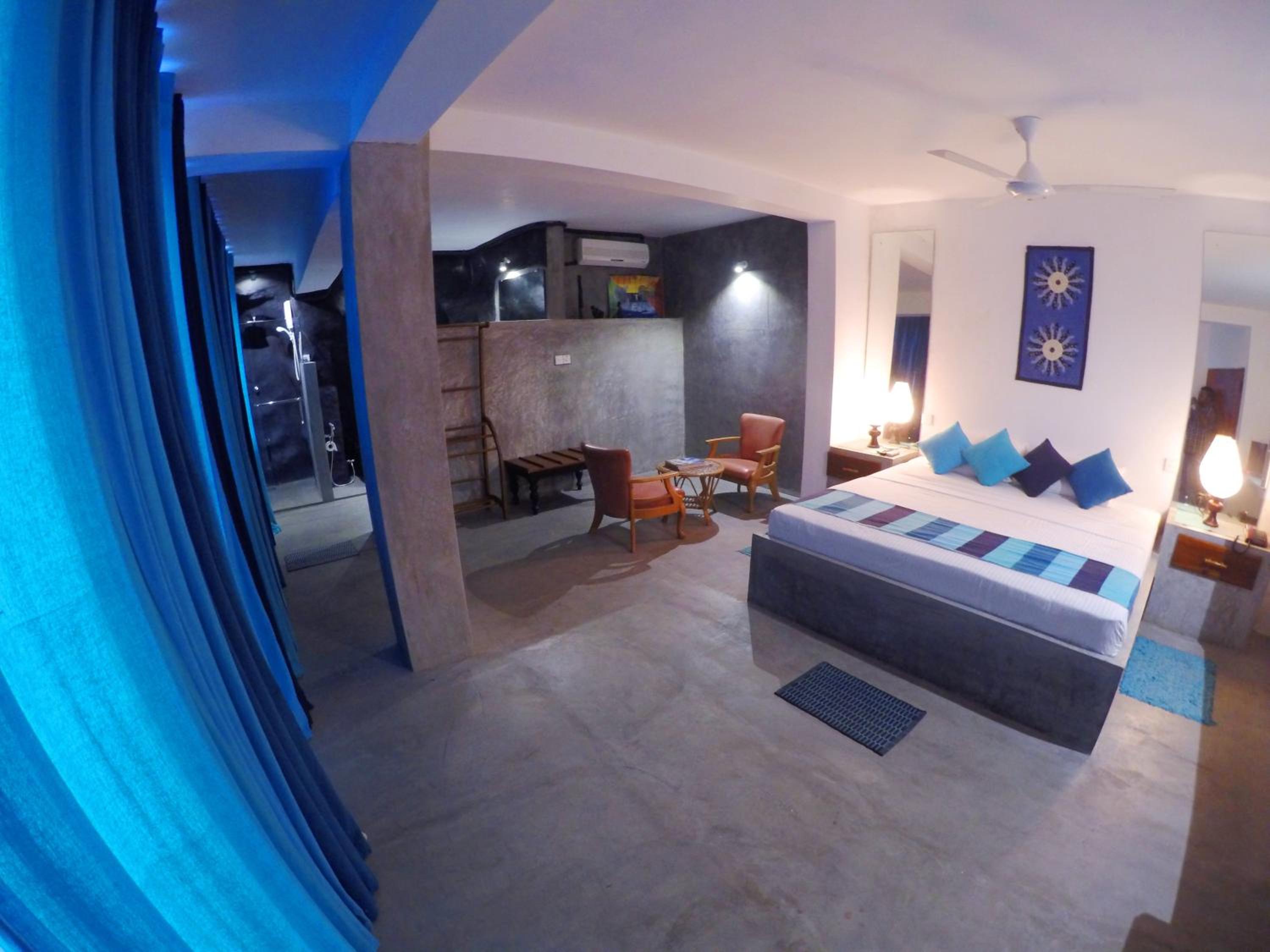 Deluxe Double Room with Pool View