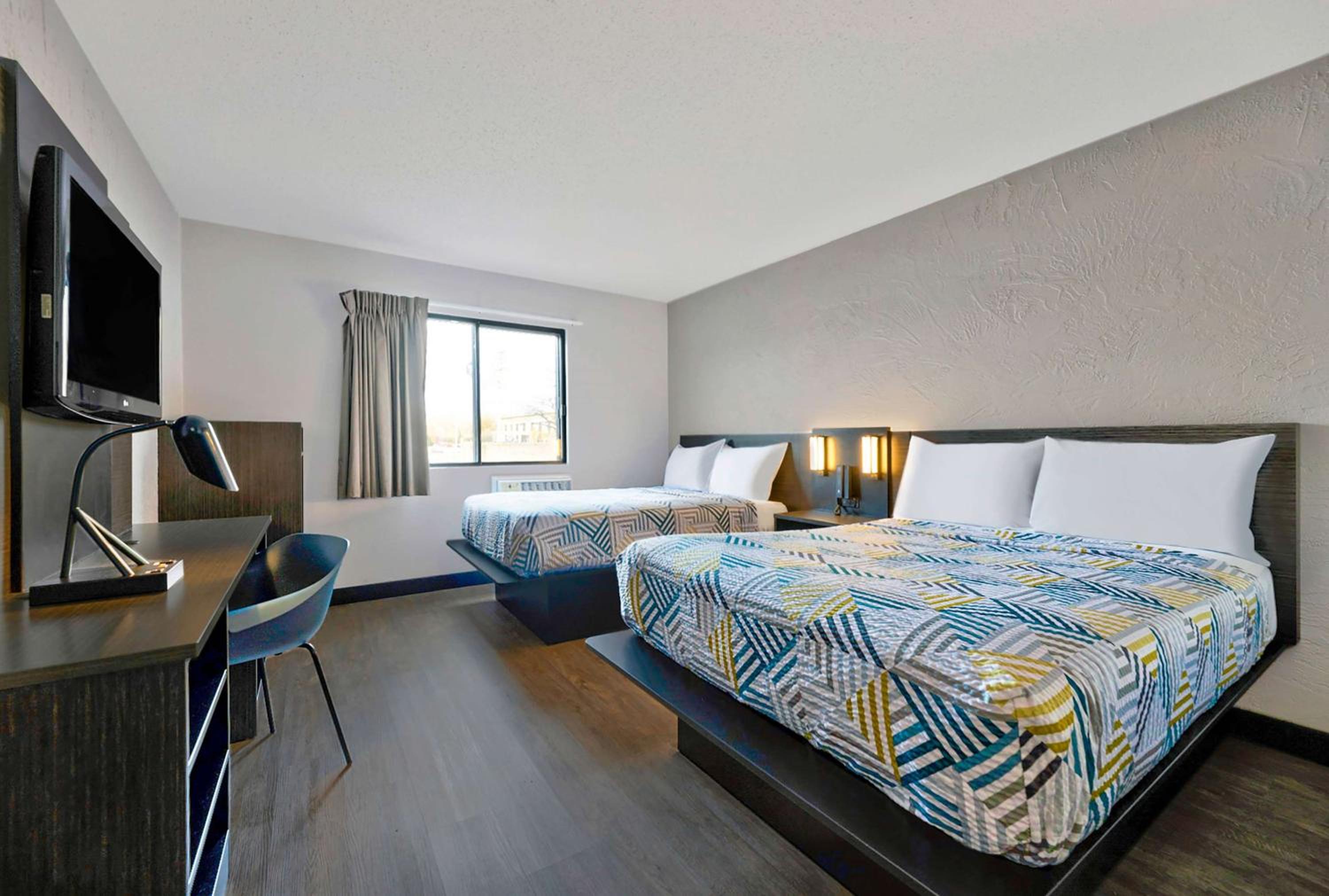 Quadruple Room - Non-Smoking