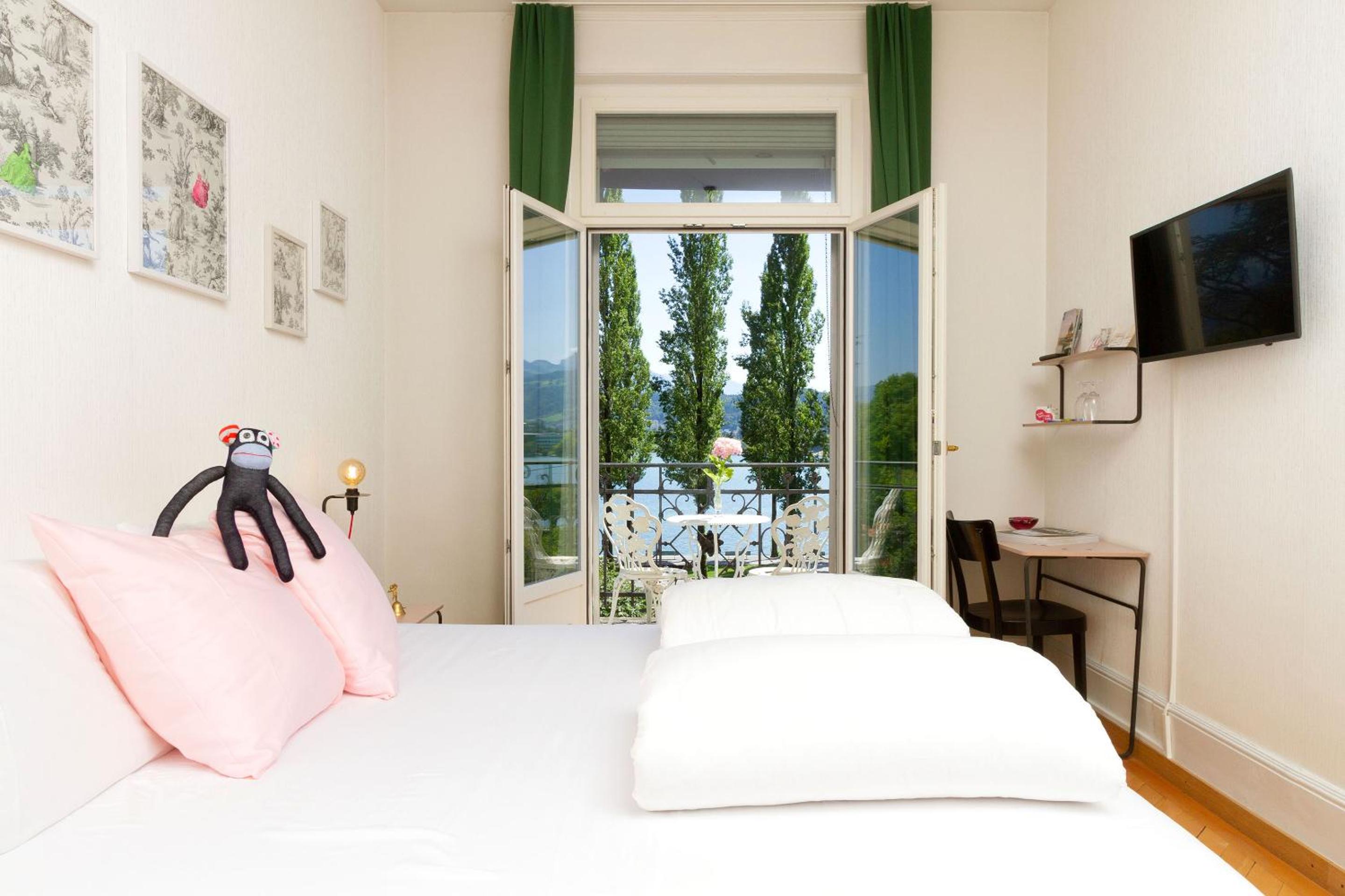 Double Room with Lake View