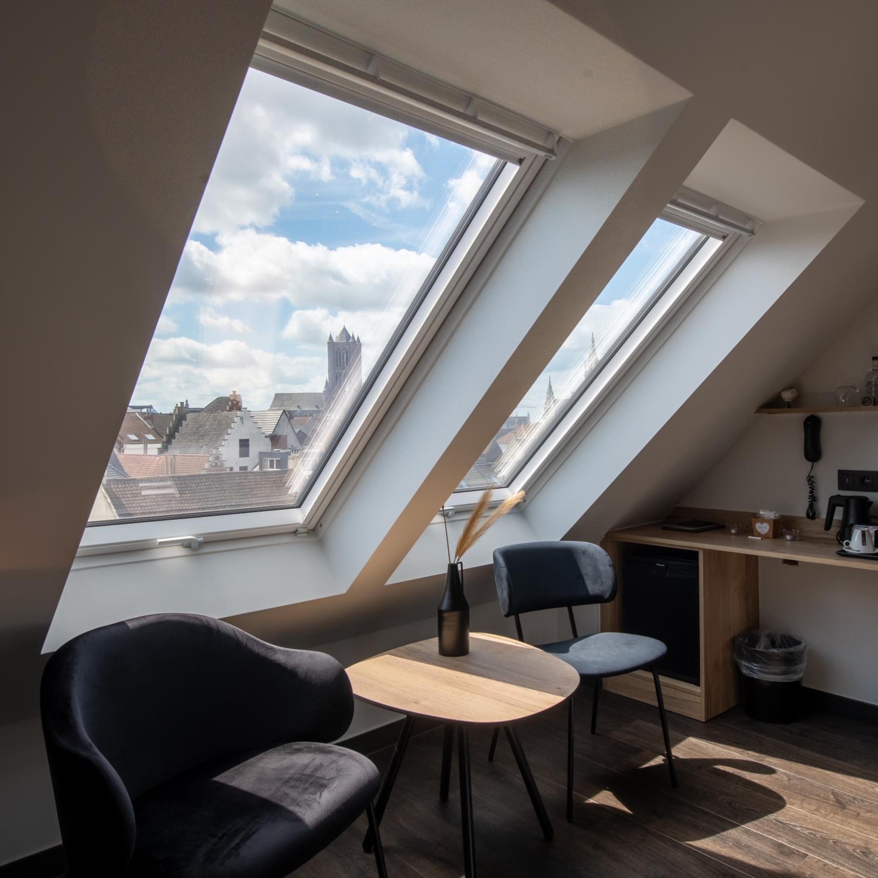 Luxury Double Room with River View