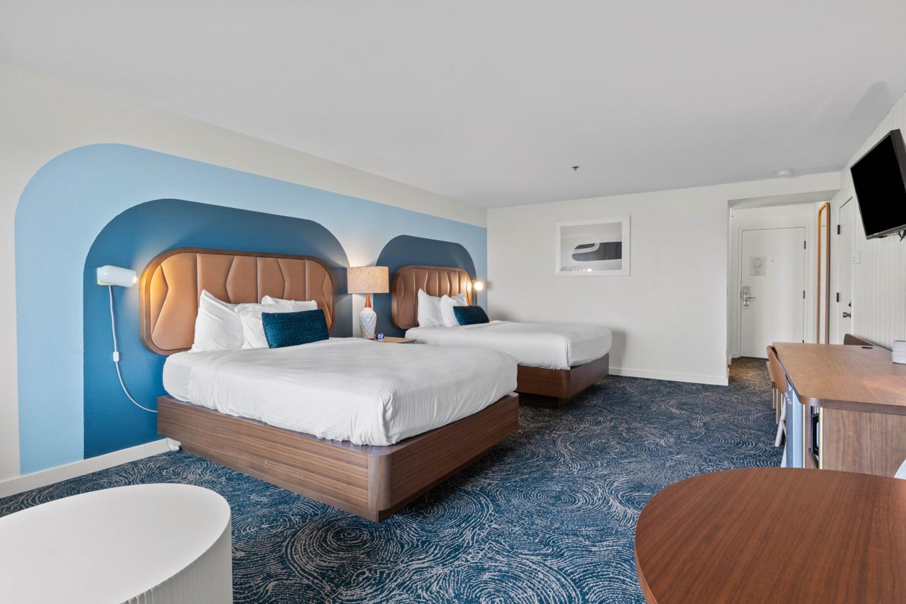 Queen Room with Two Queen Beds - Ocean View