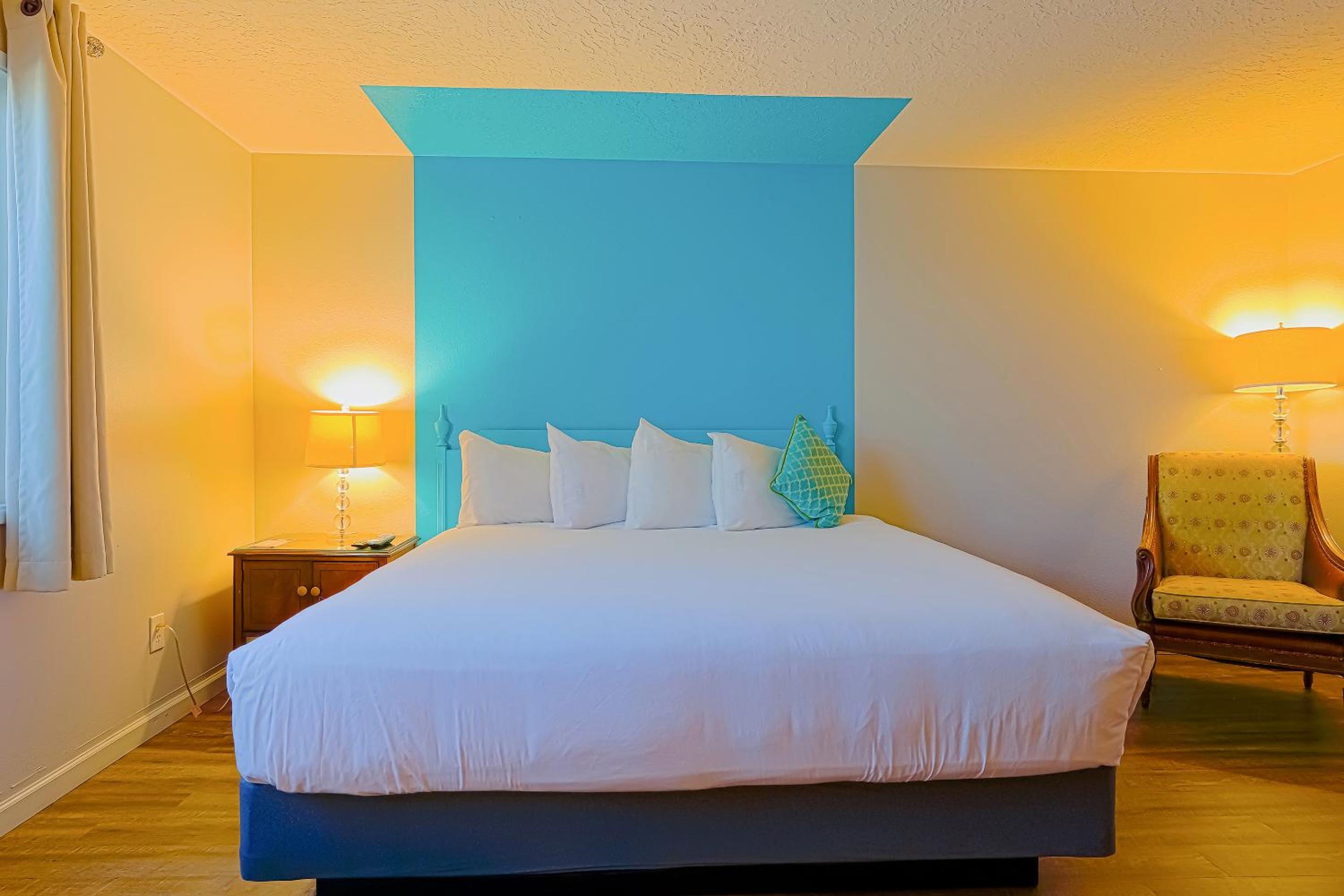 Premium King Room with Jetted Tub