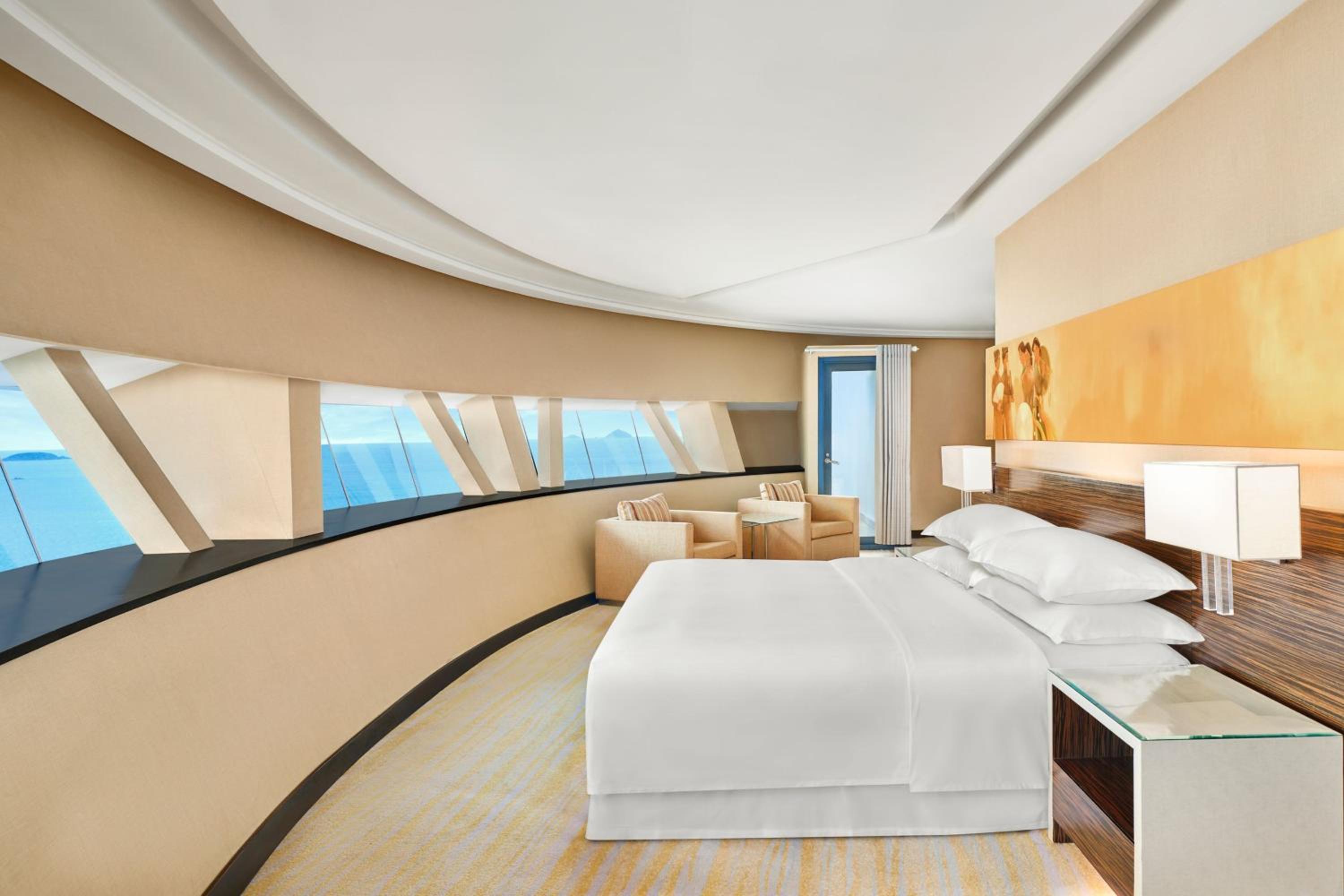 Two-Bedroom Penthouse Apartment with Ocean View - High Floor