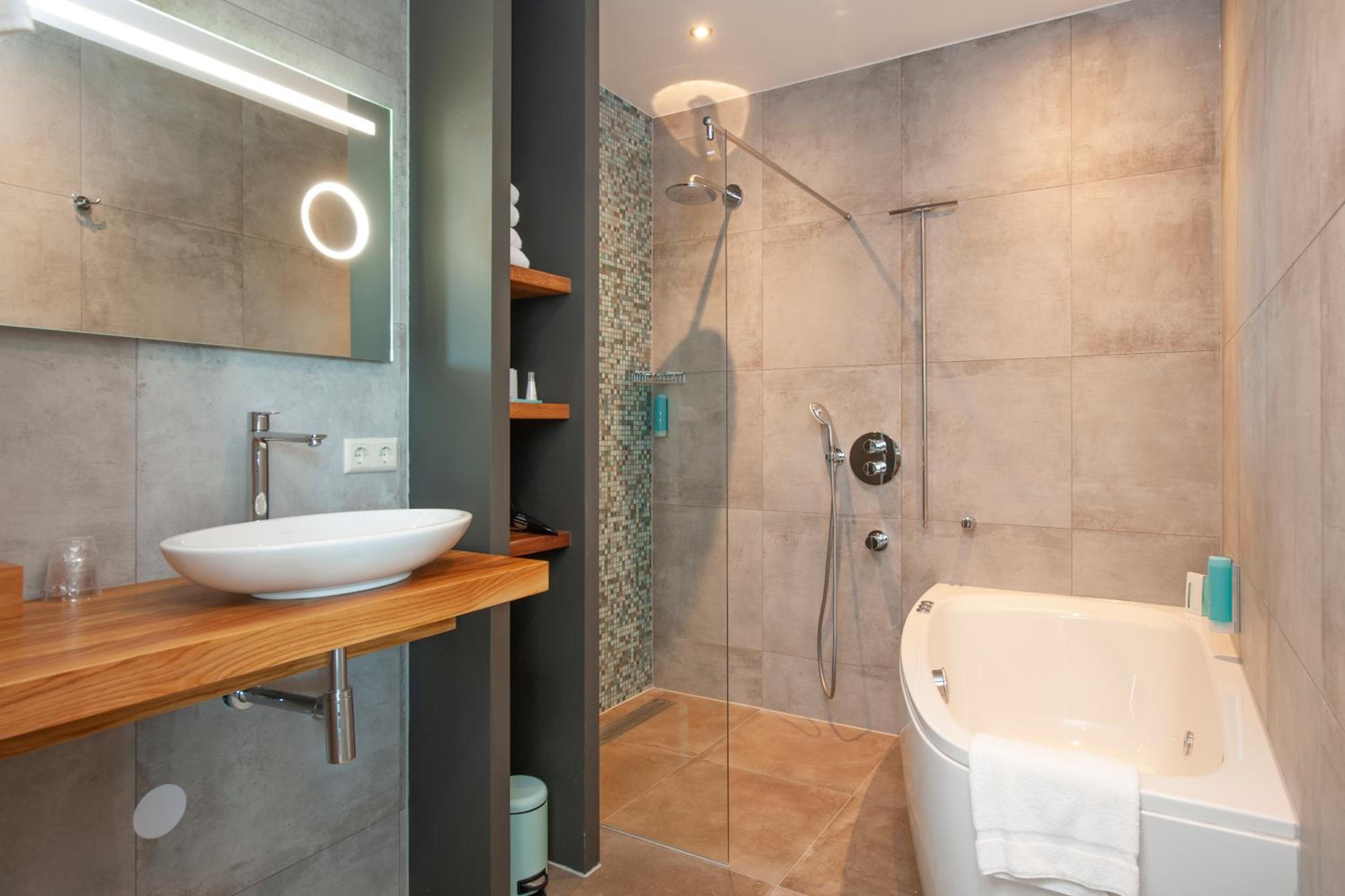 Velvet Wellness King Room with City Spa Access
