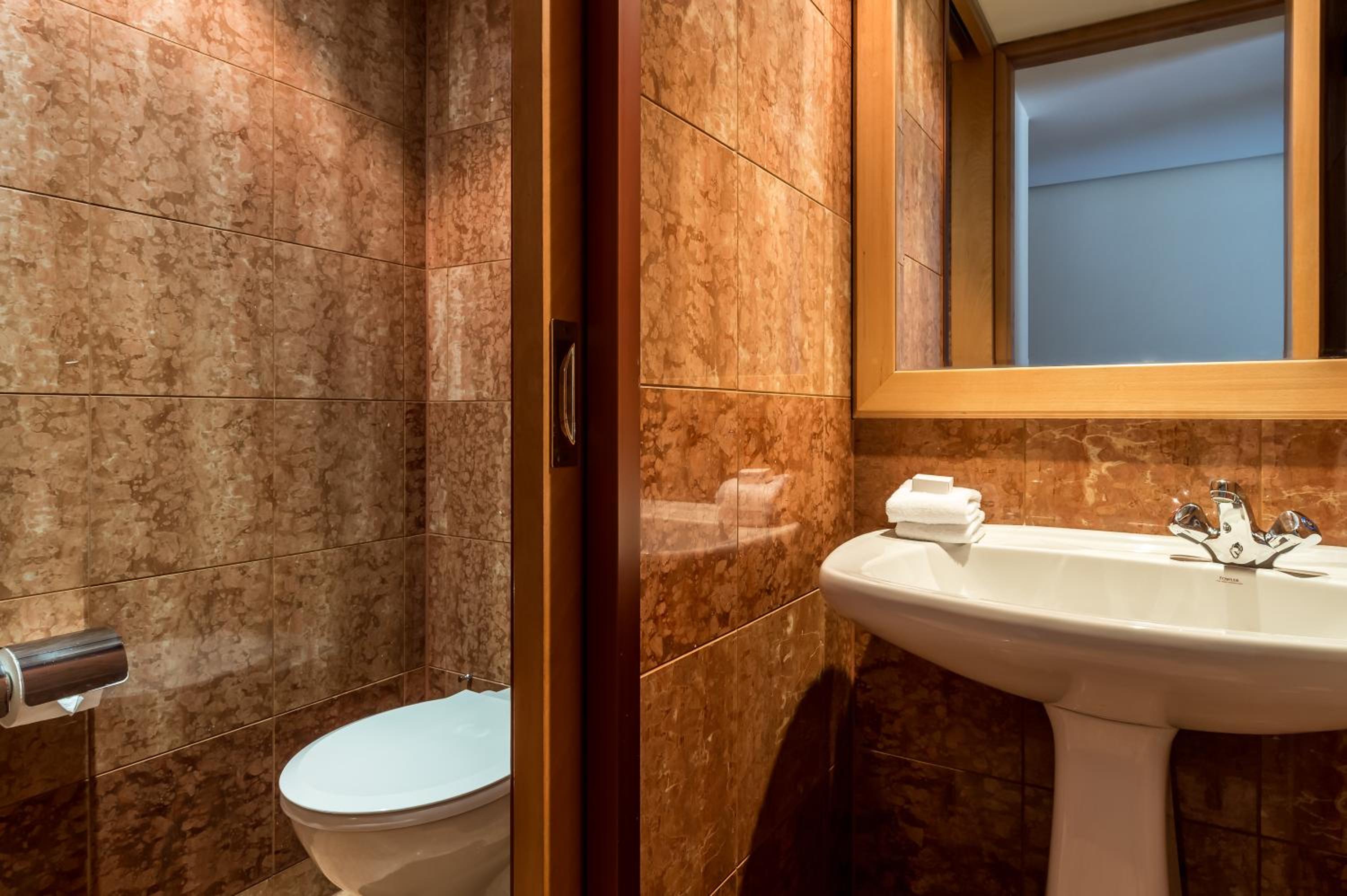 M Suite with Club Access