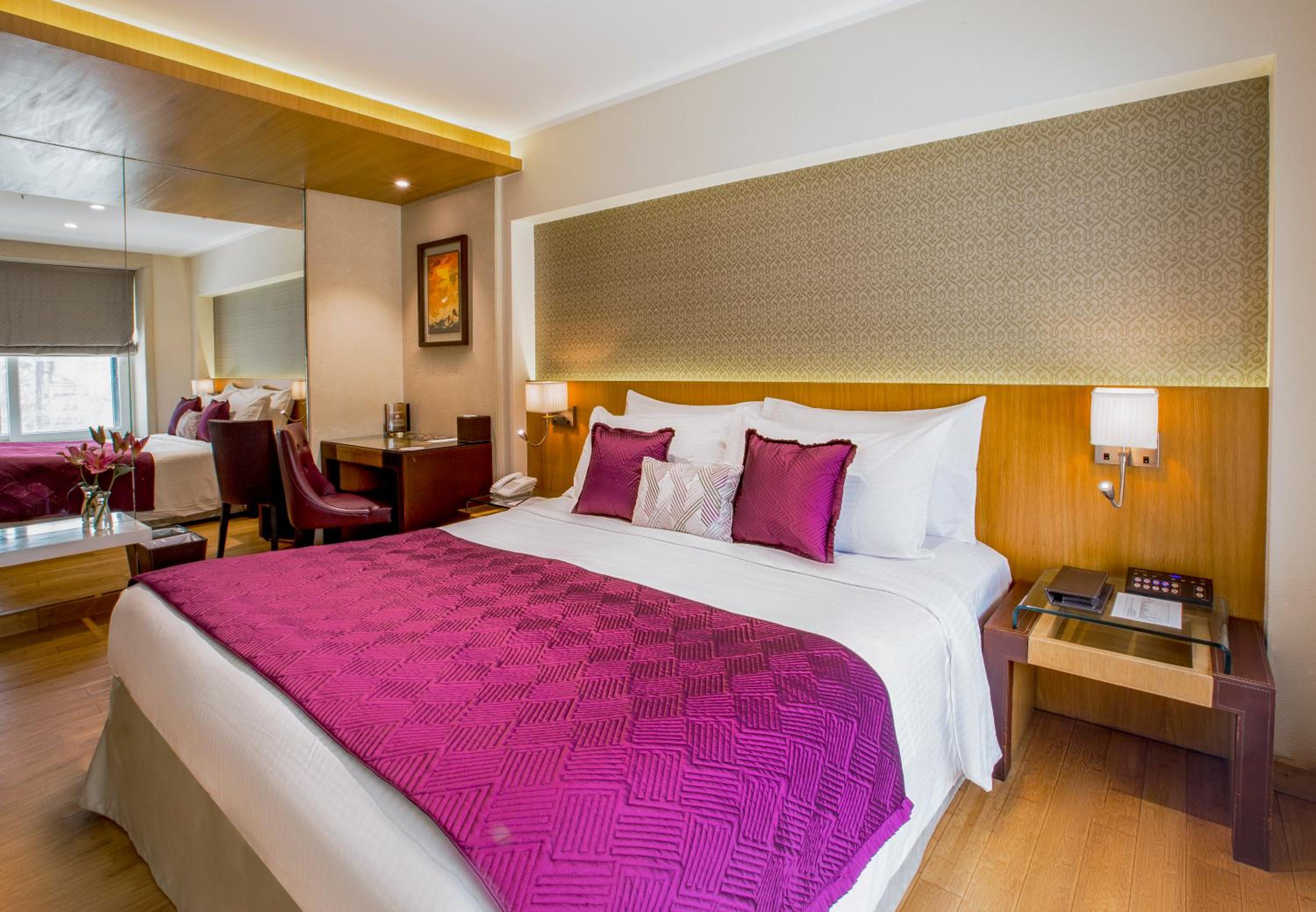 Super Deluxe Double Room