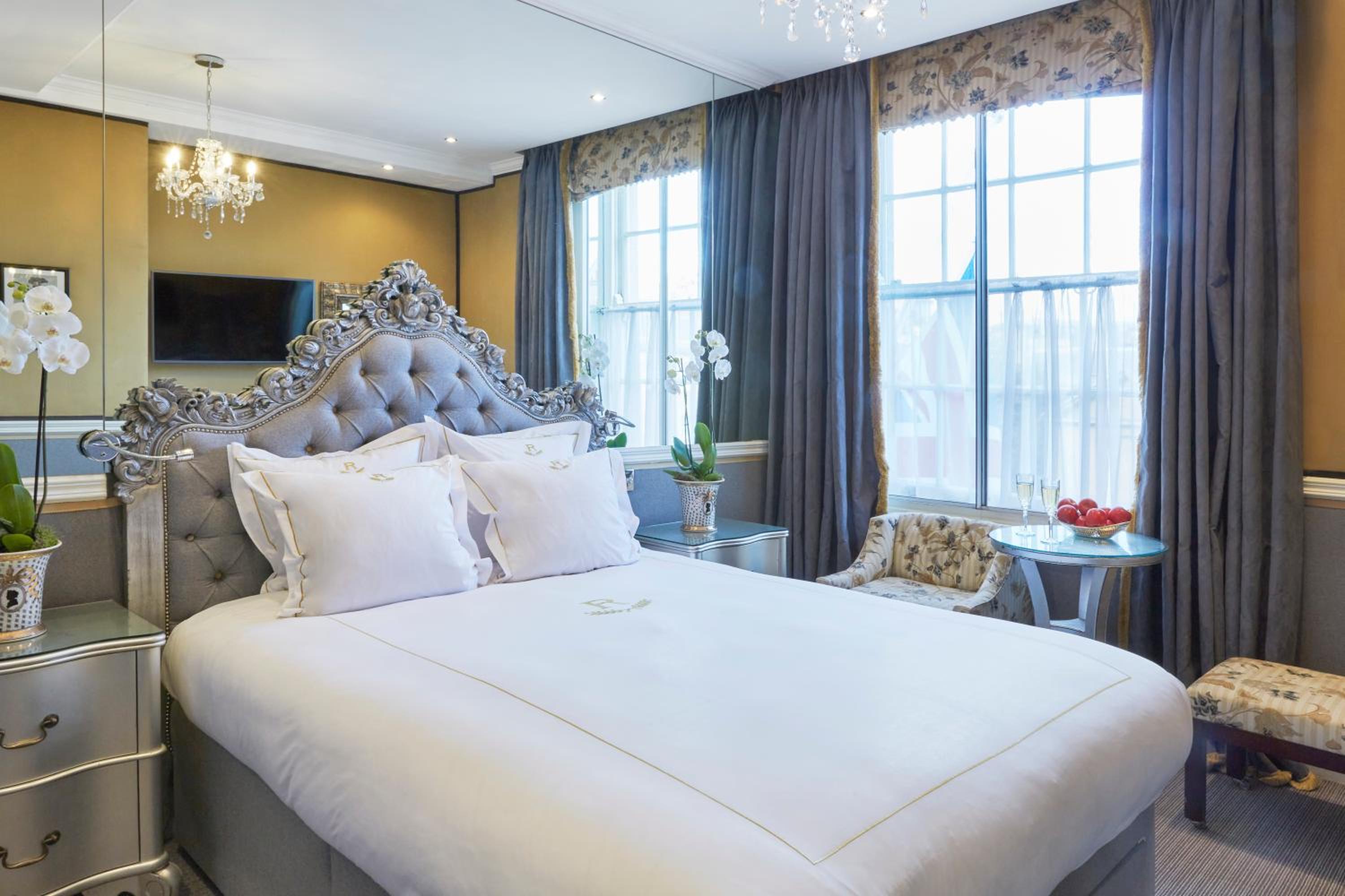 Royal Mews View Classic Double 