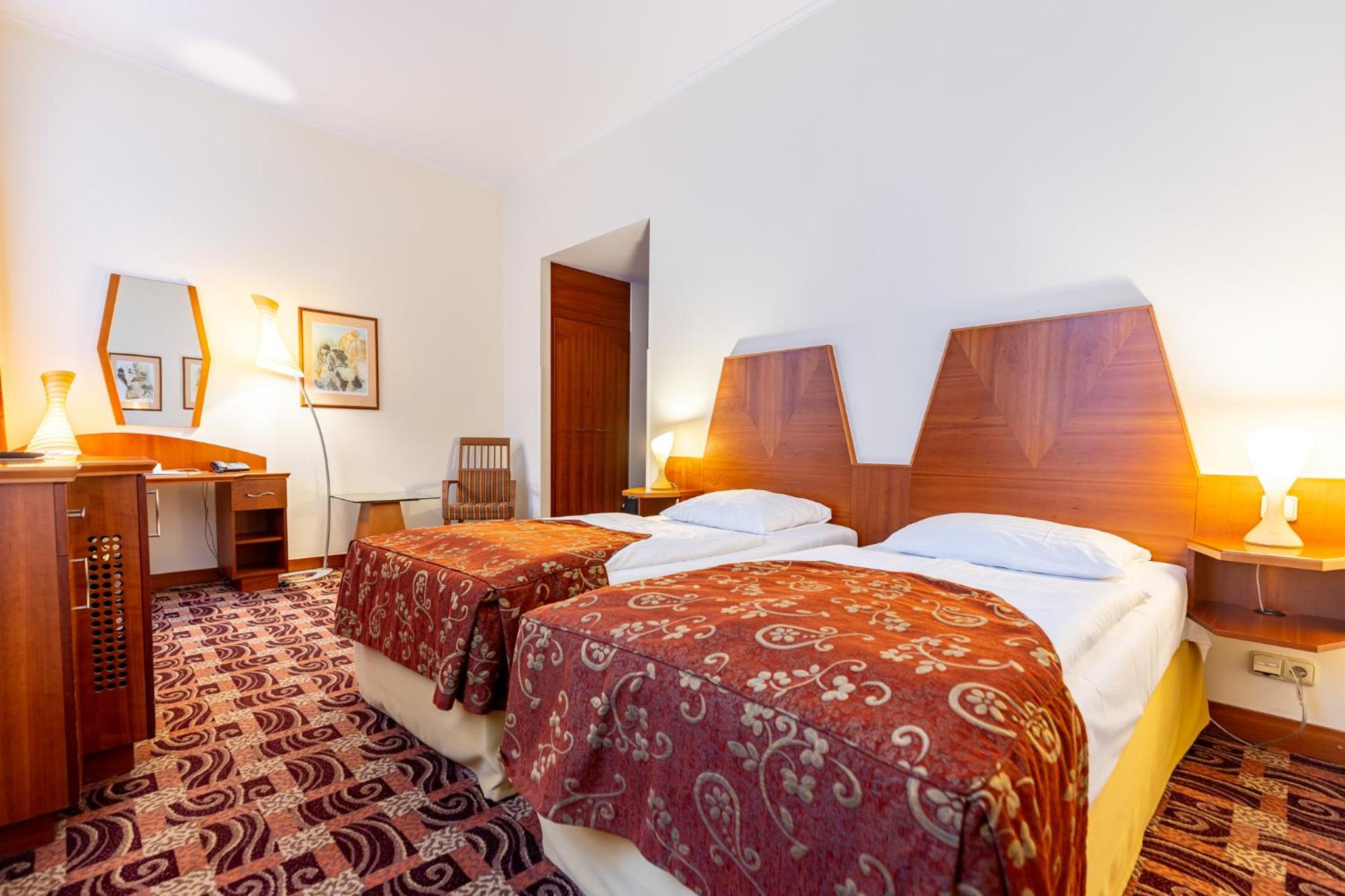 Superior Twin Room