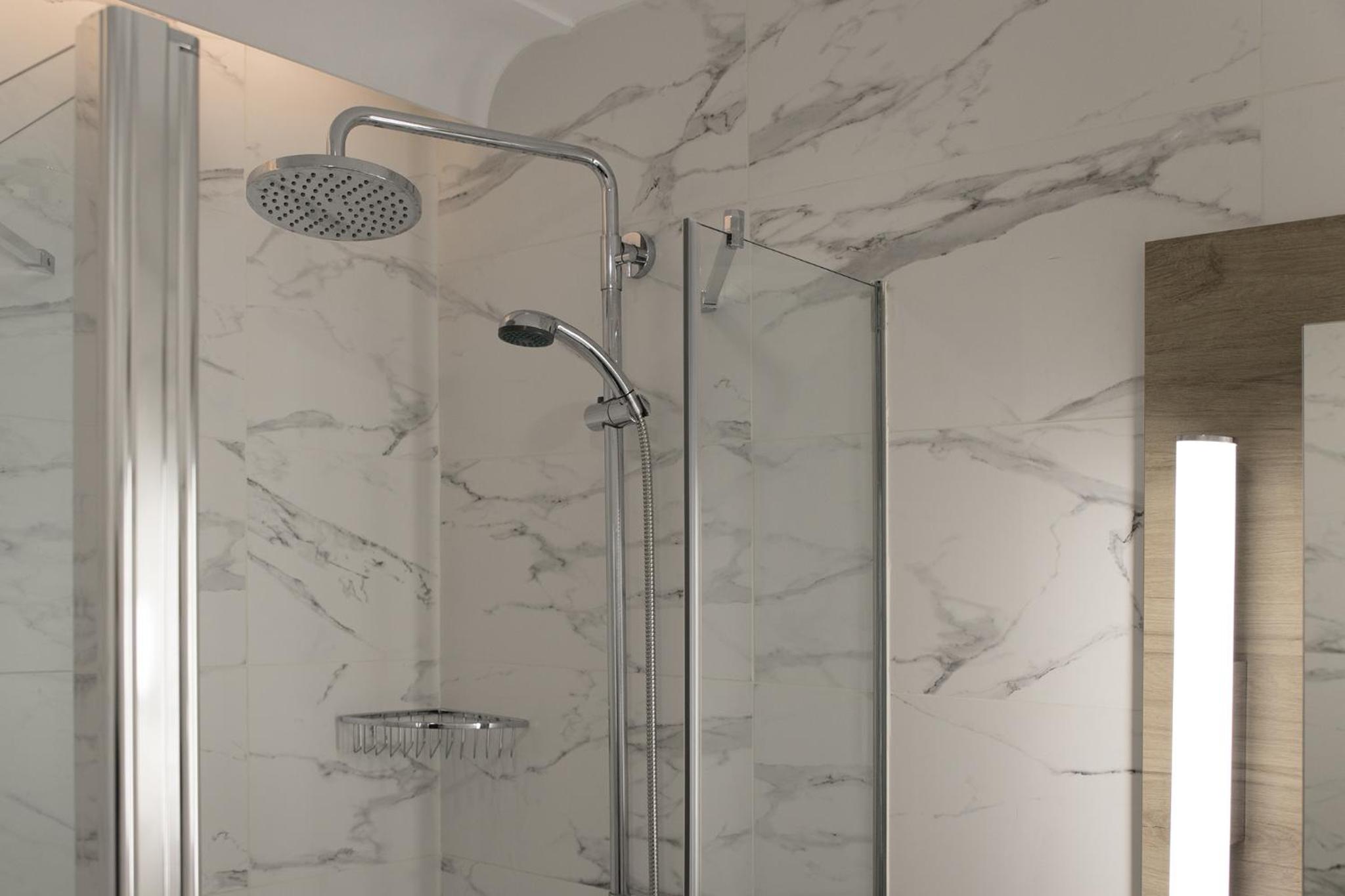 Superior Double or Twin Room with Terrace