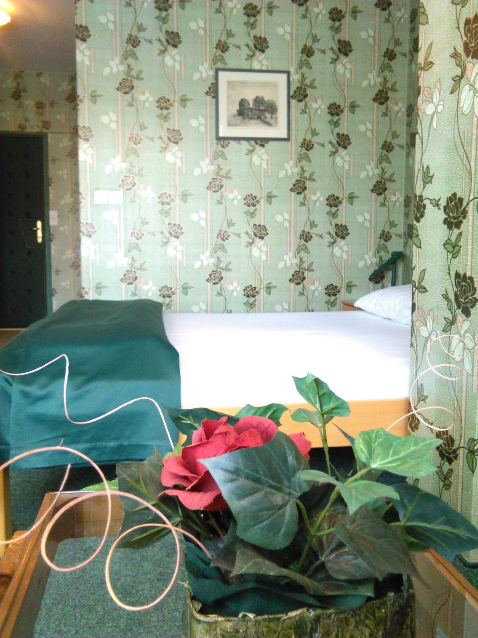 Double Room with Free Parking