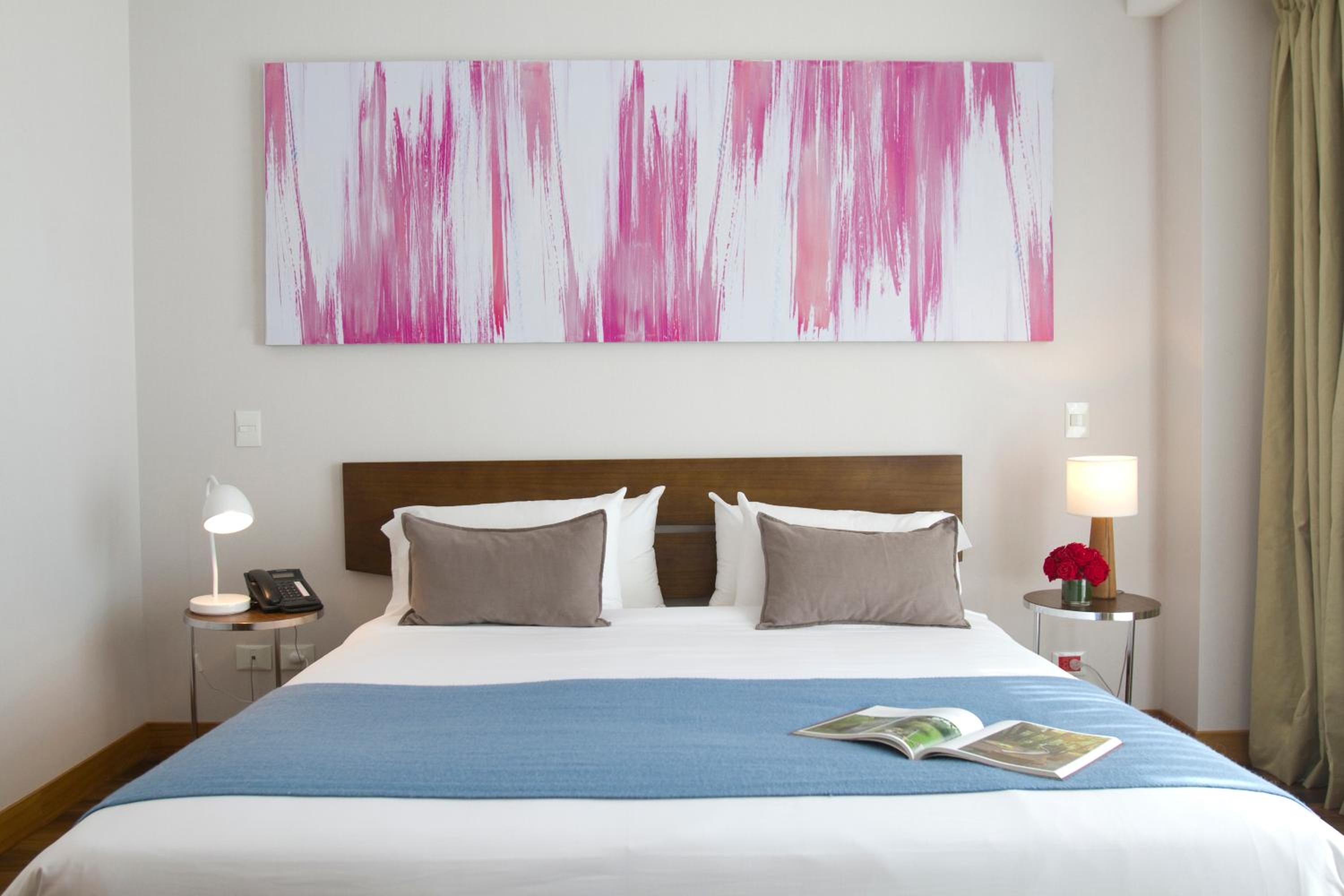 Deluxe One-Bedroom Suite