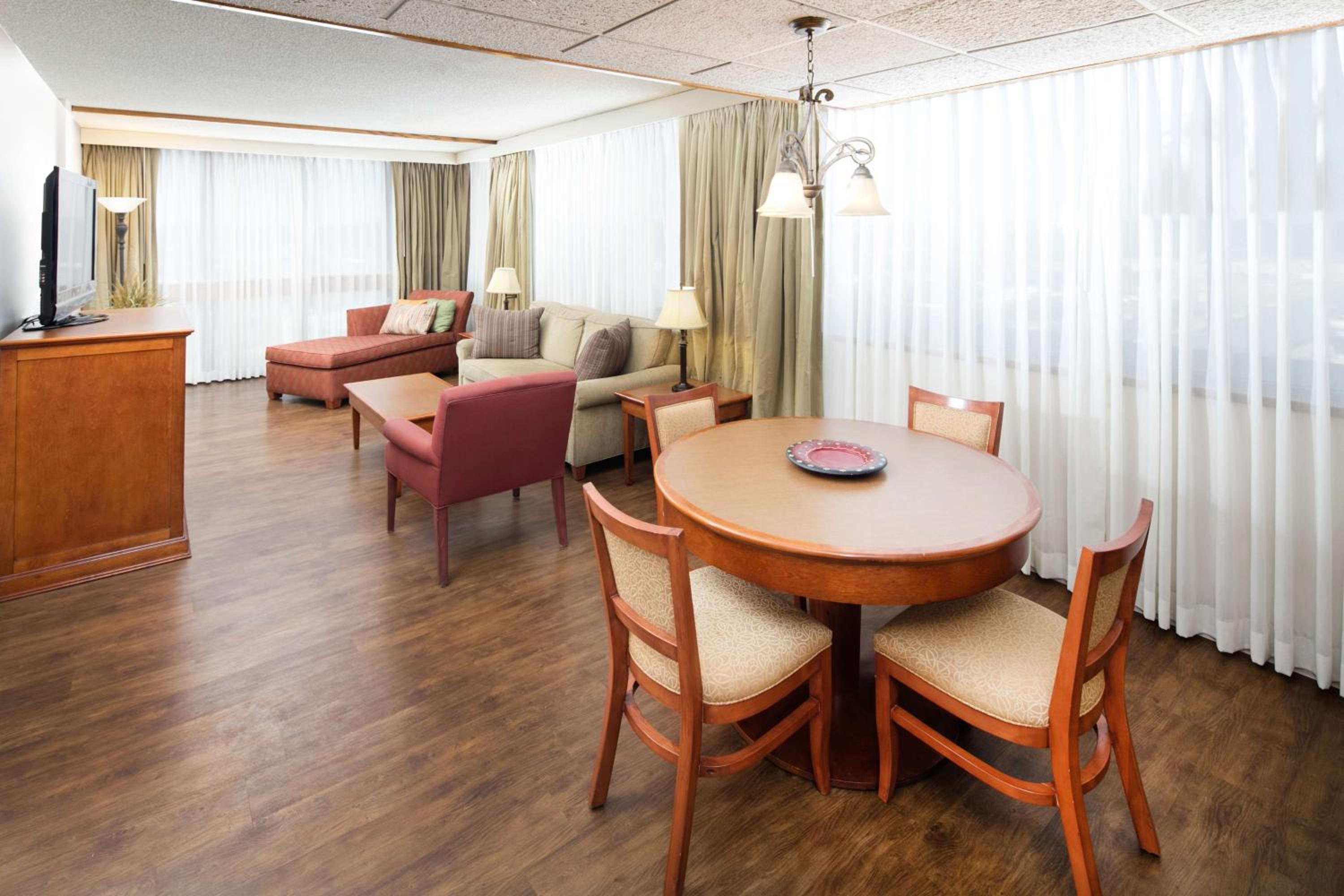 King Suite with Spa Bath