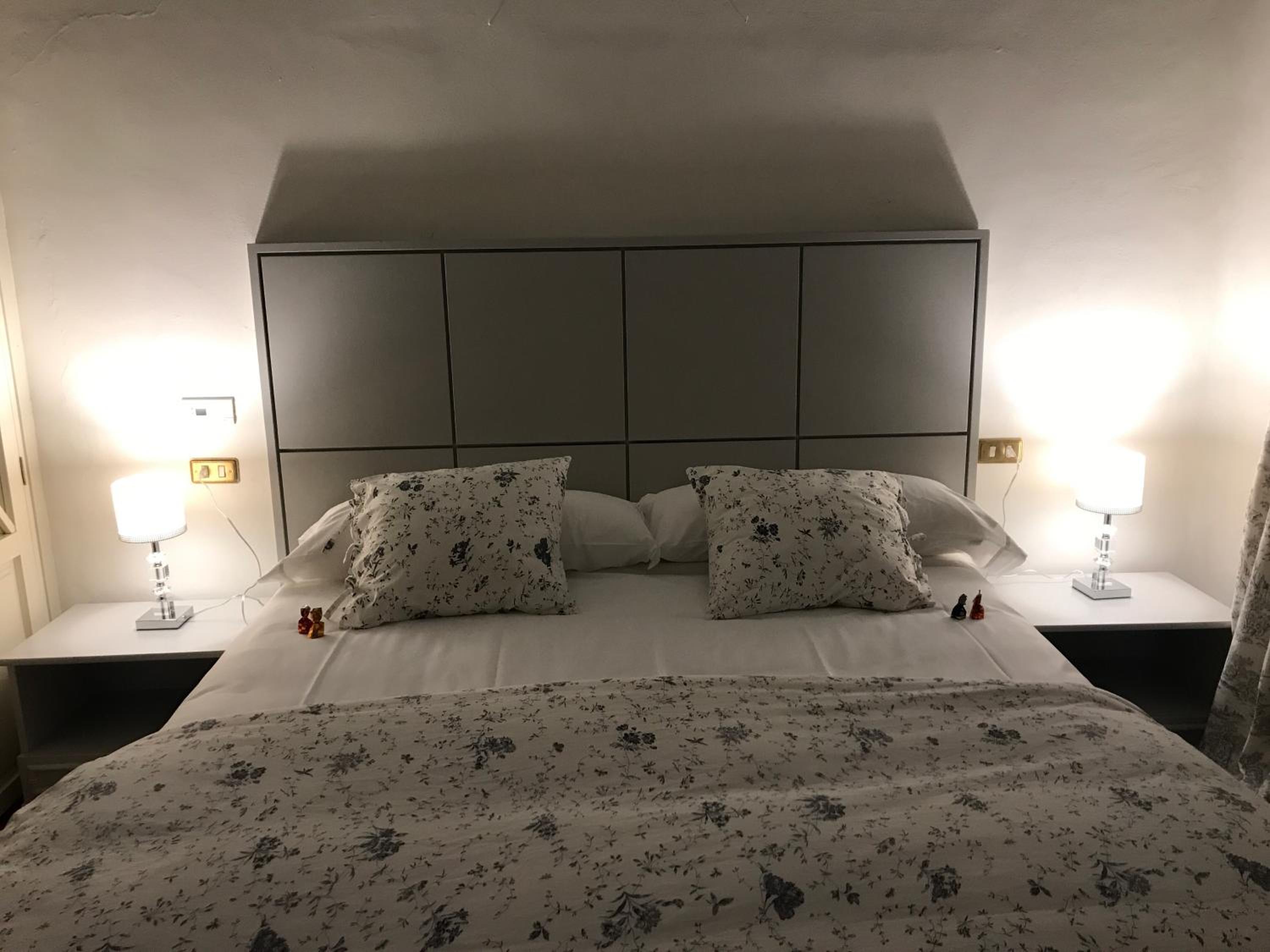 King Room with Spa Bath