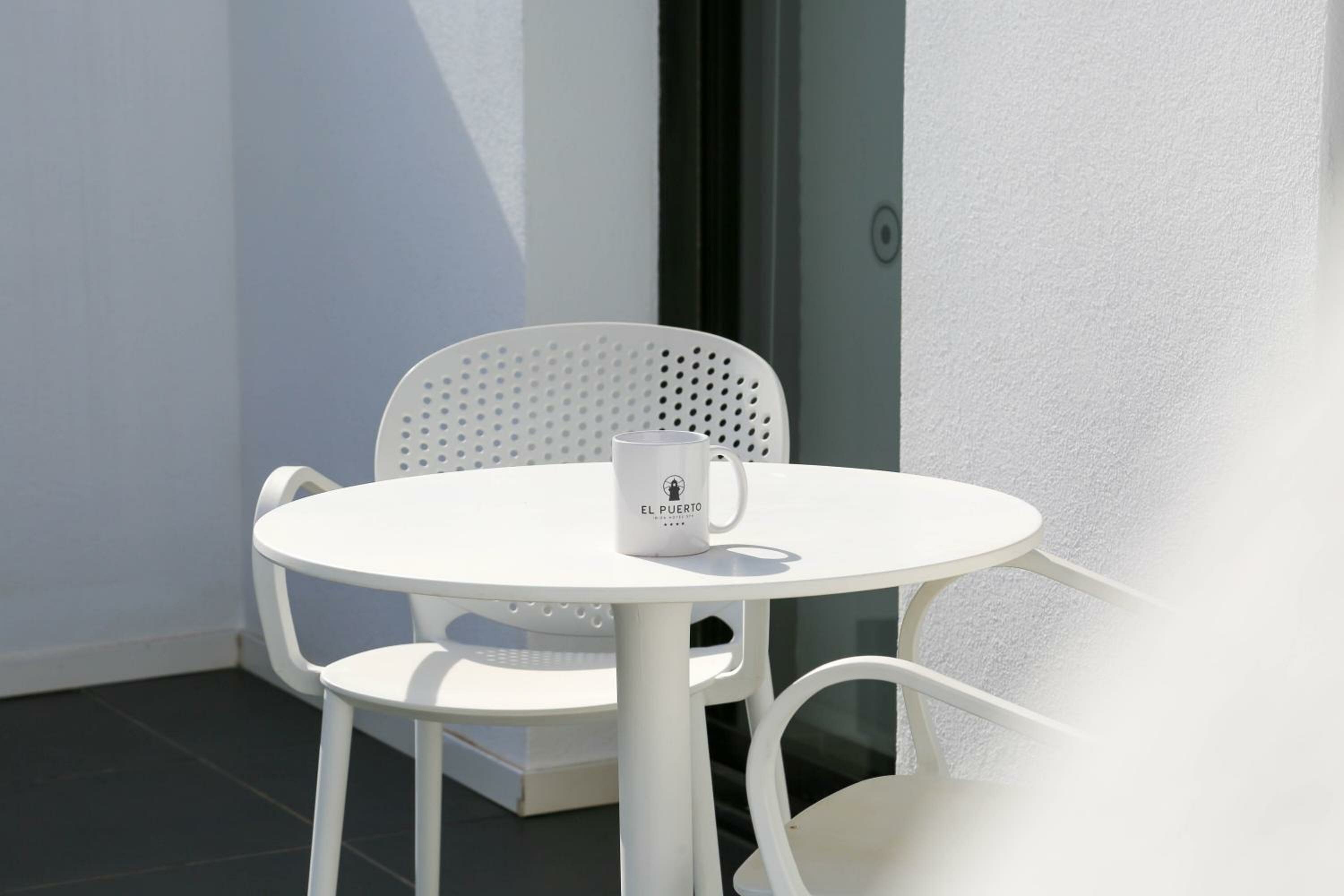 Deluxe Double Room with Terrace