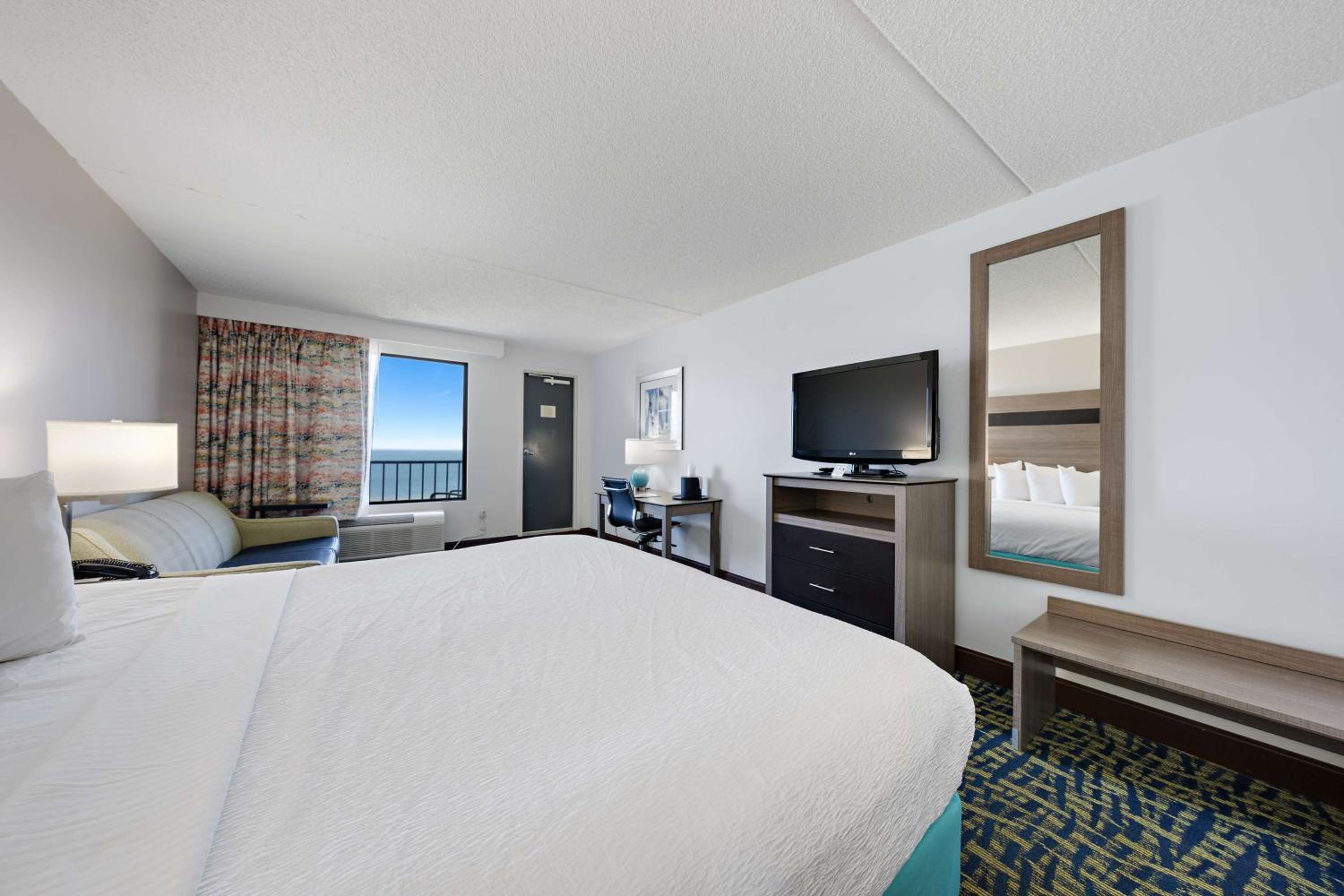 King Room with Ocean View - Non Smoking