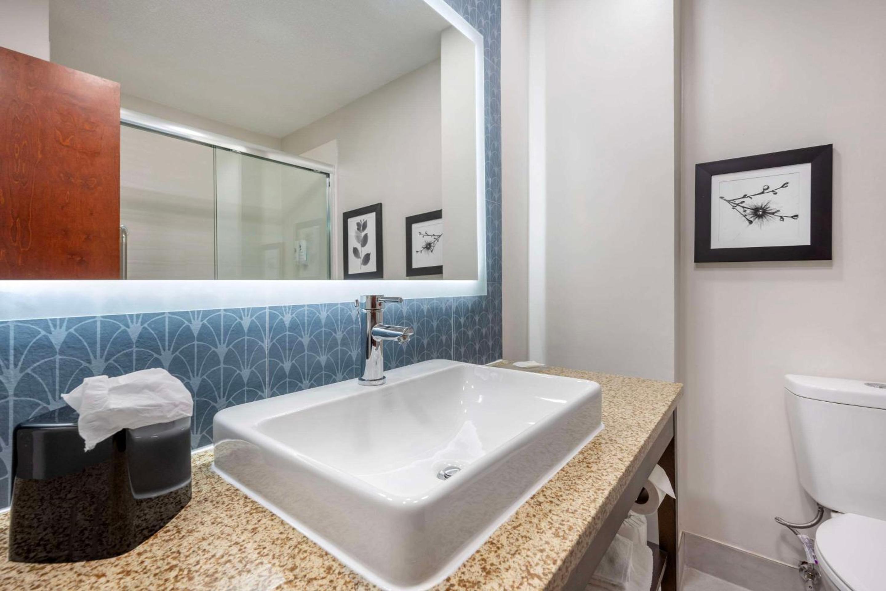 King Room - Non-Smoking