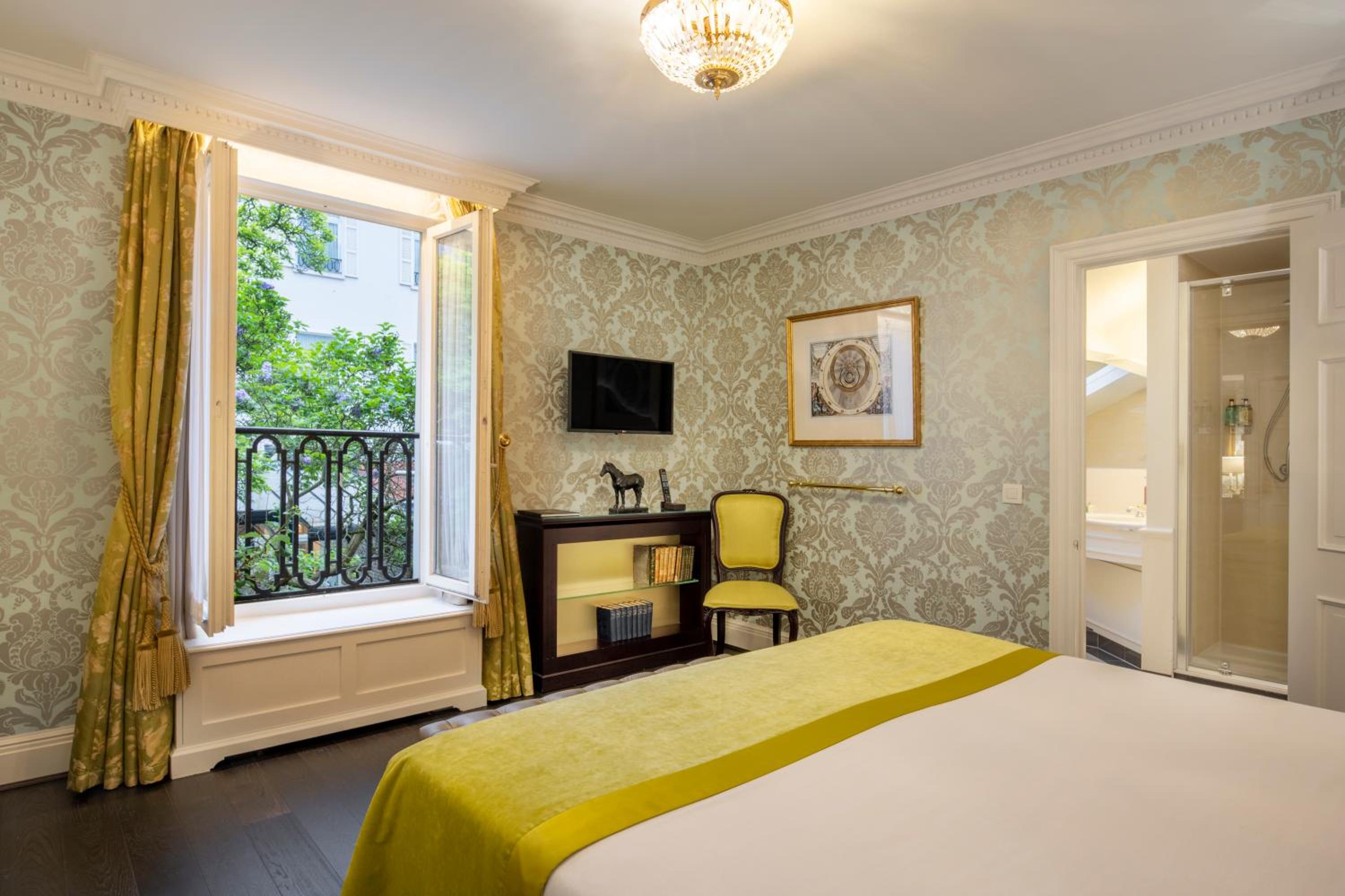 Classic Double Room