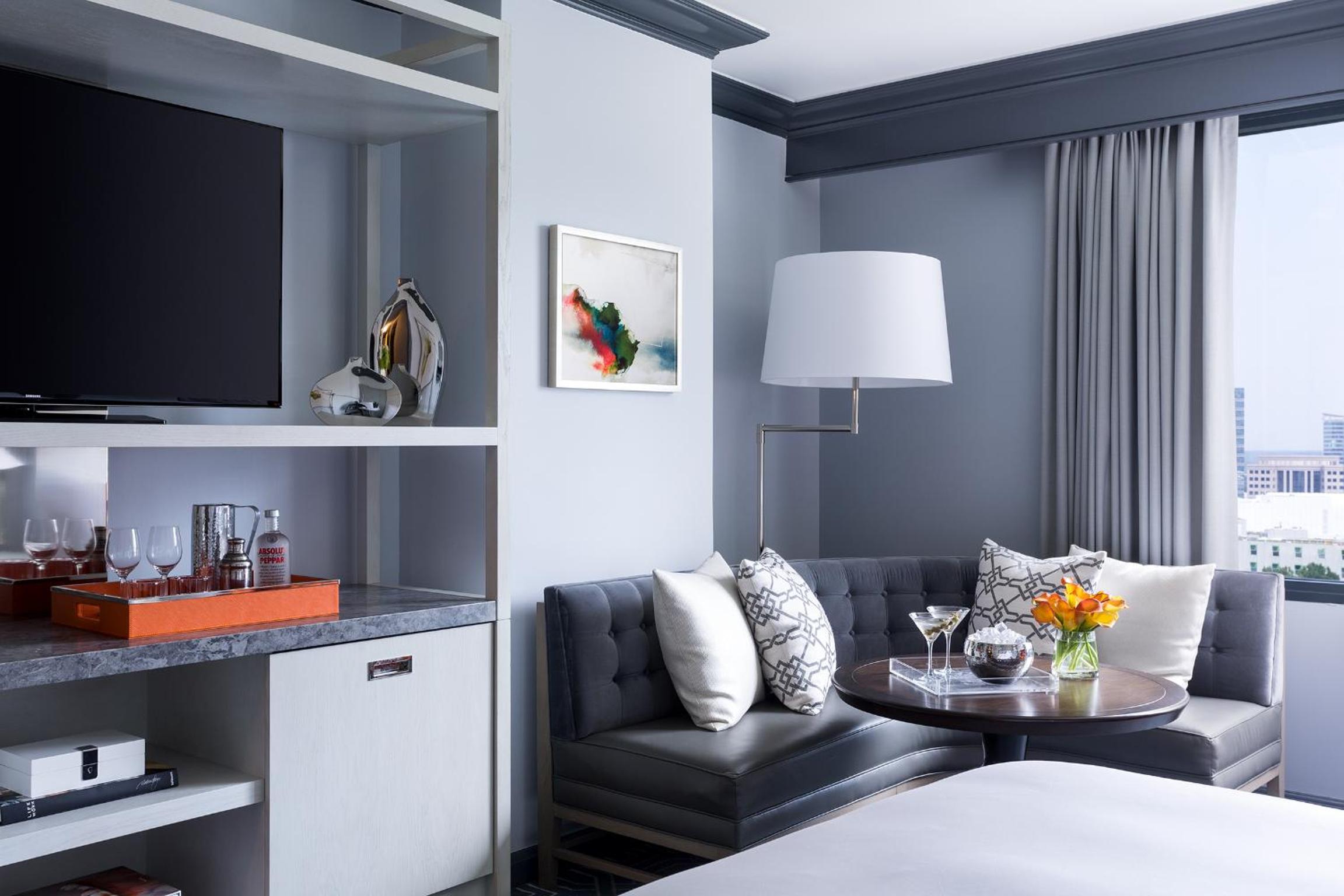 King Room Midtown Premier