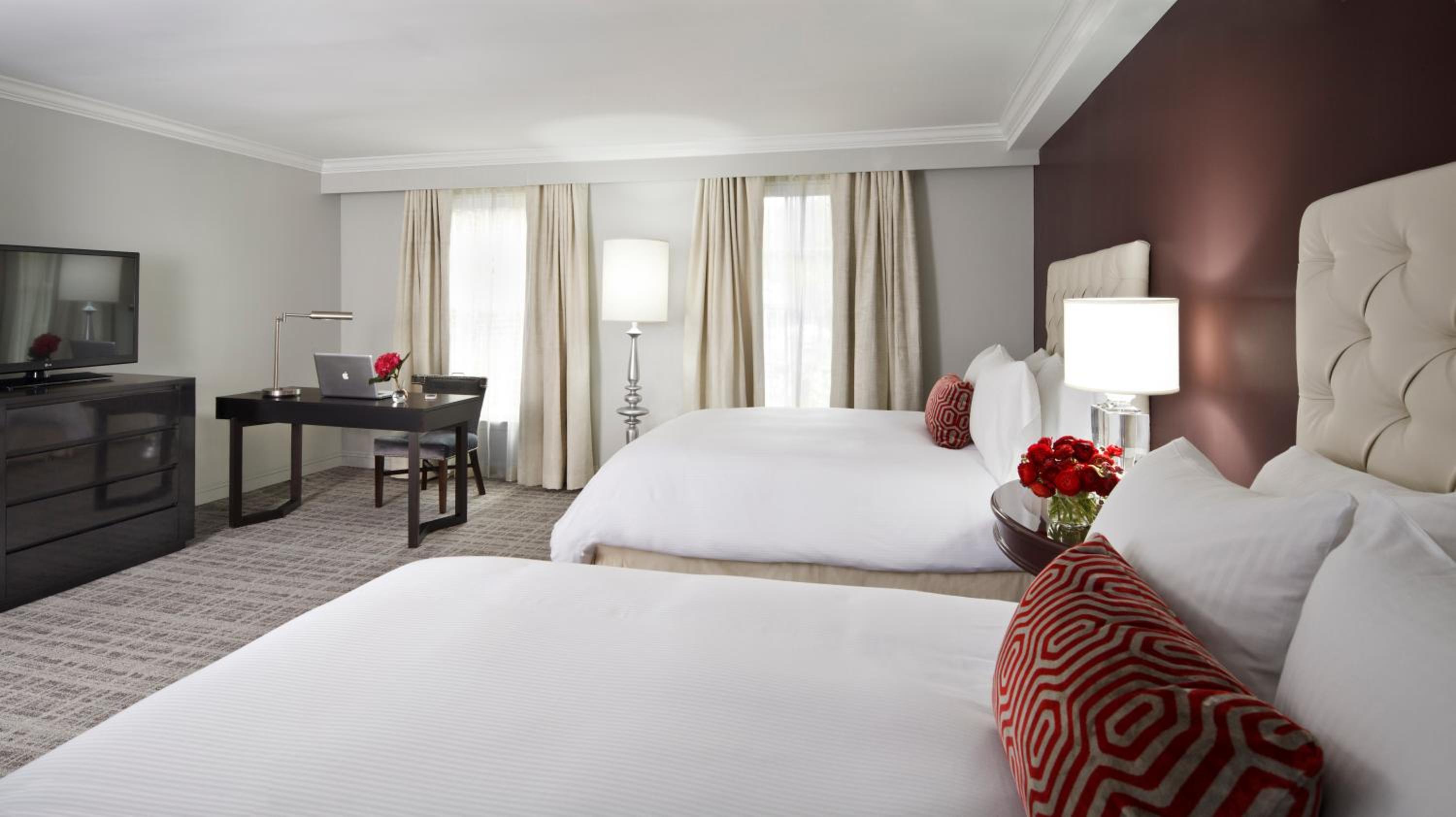 Queen Room with Two Queen Beds - Mobility/Hearing Accessible with Roll-In Shower