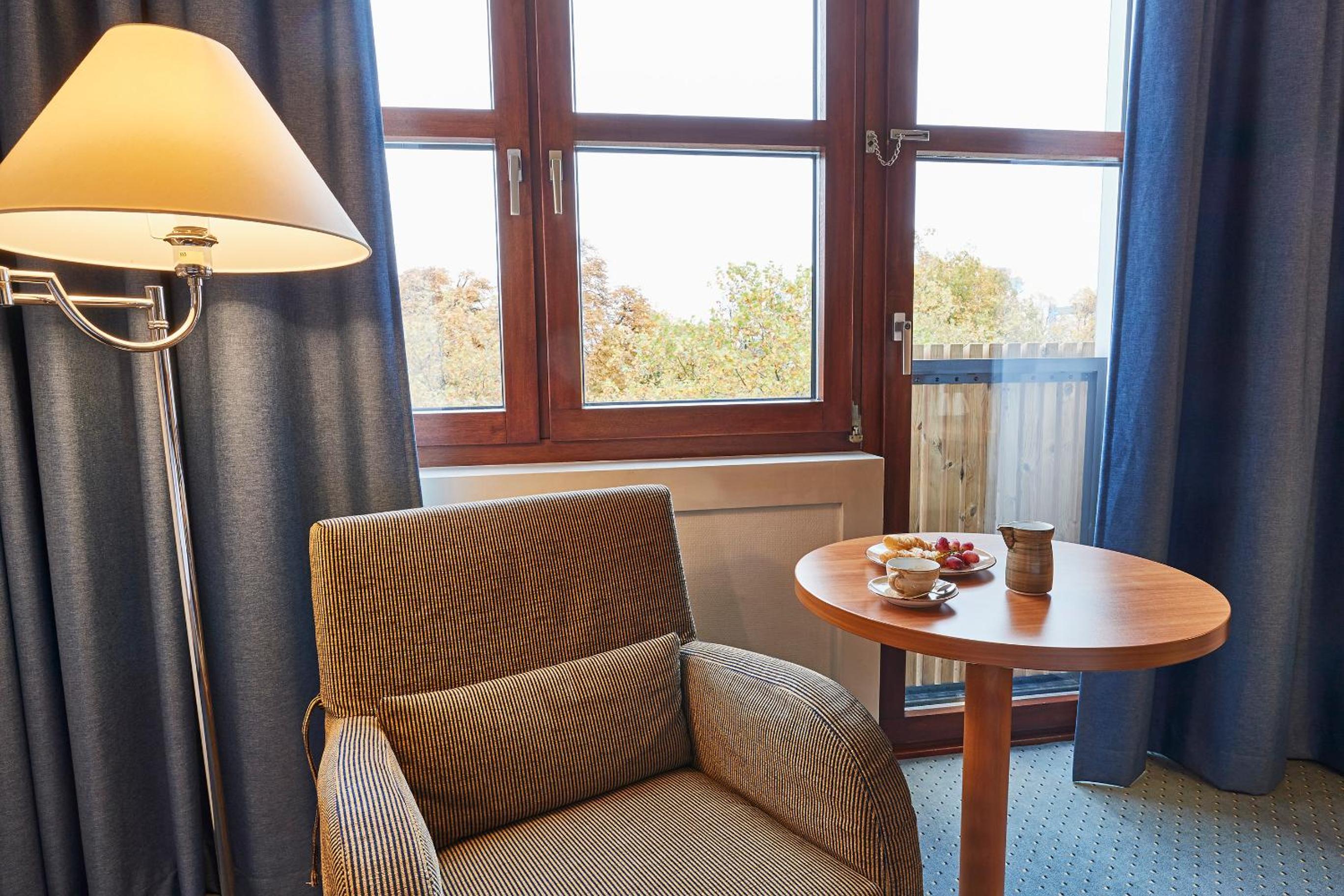 Comfort Business  Room