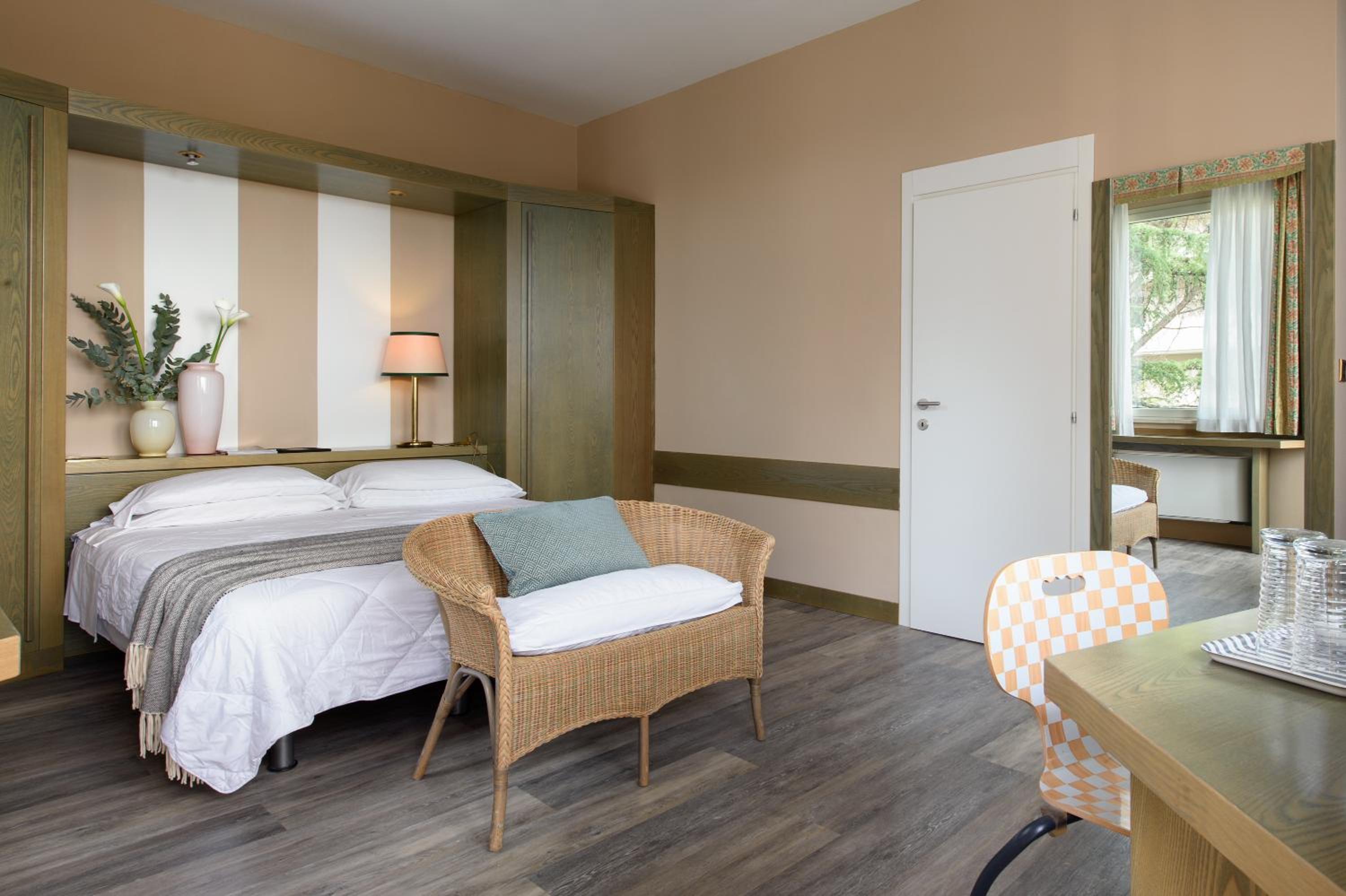 Superior Double Room with Balcony