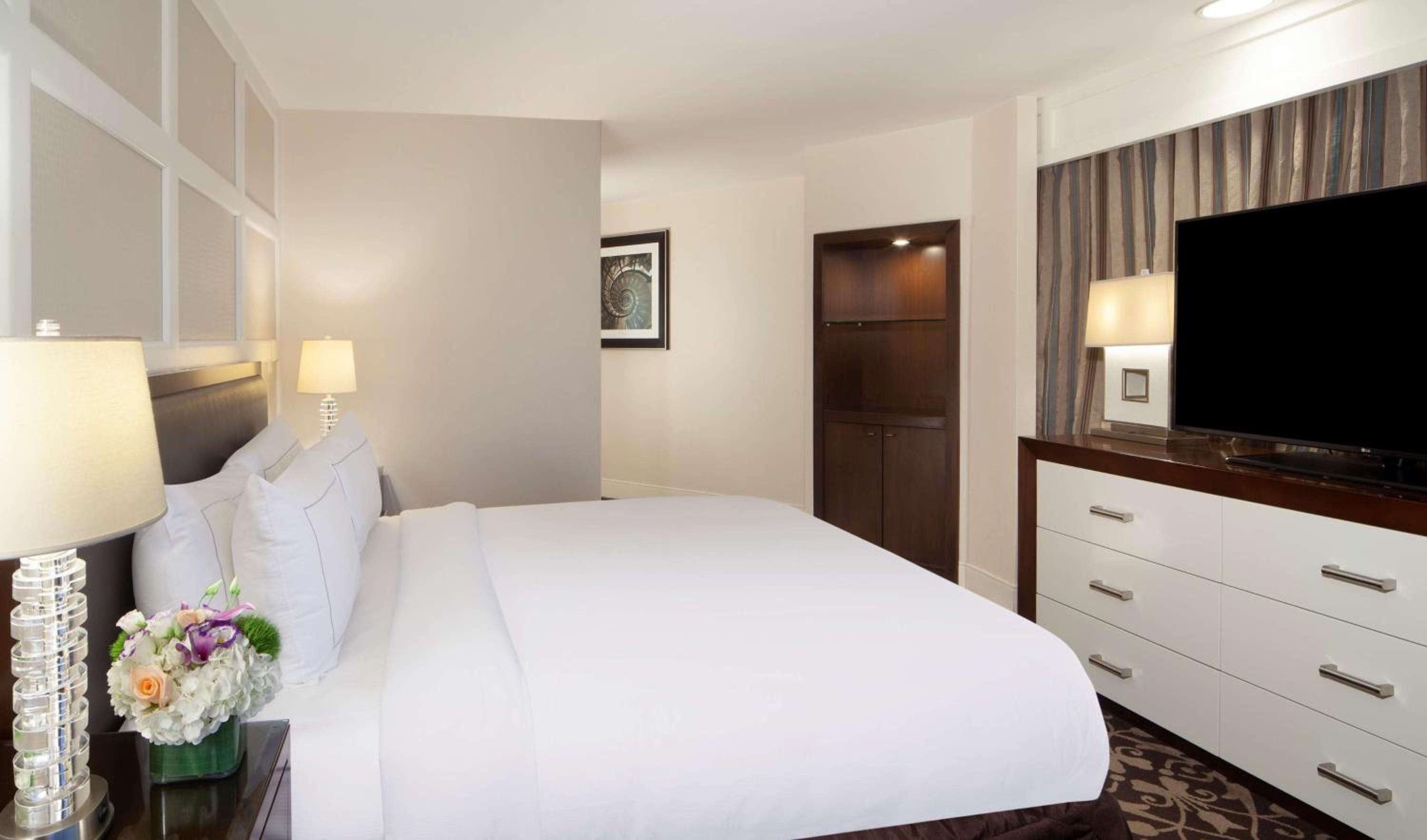King Room with Panoramic View