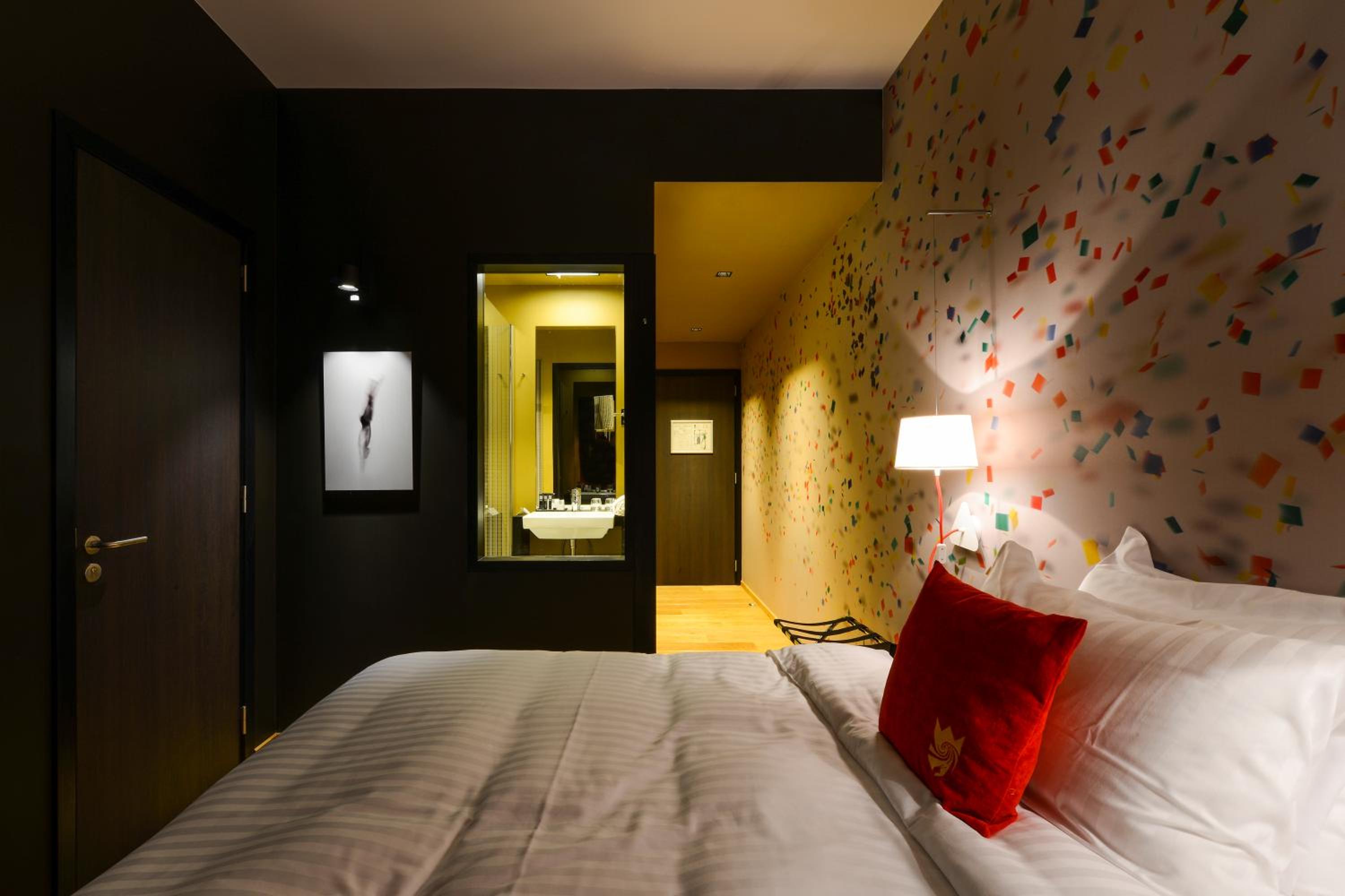 Standard Double Room with Pool Side