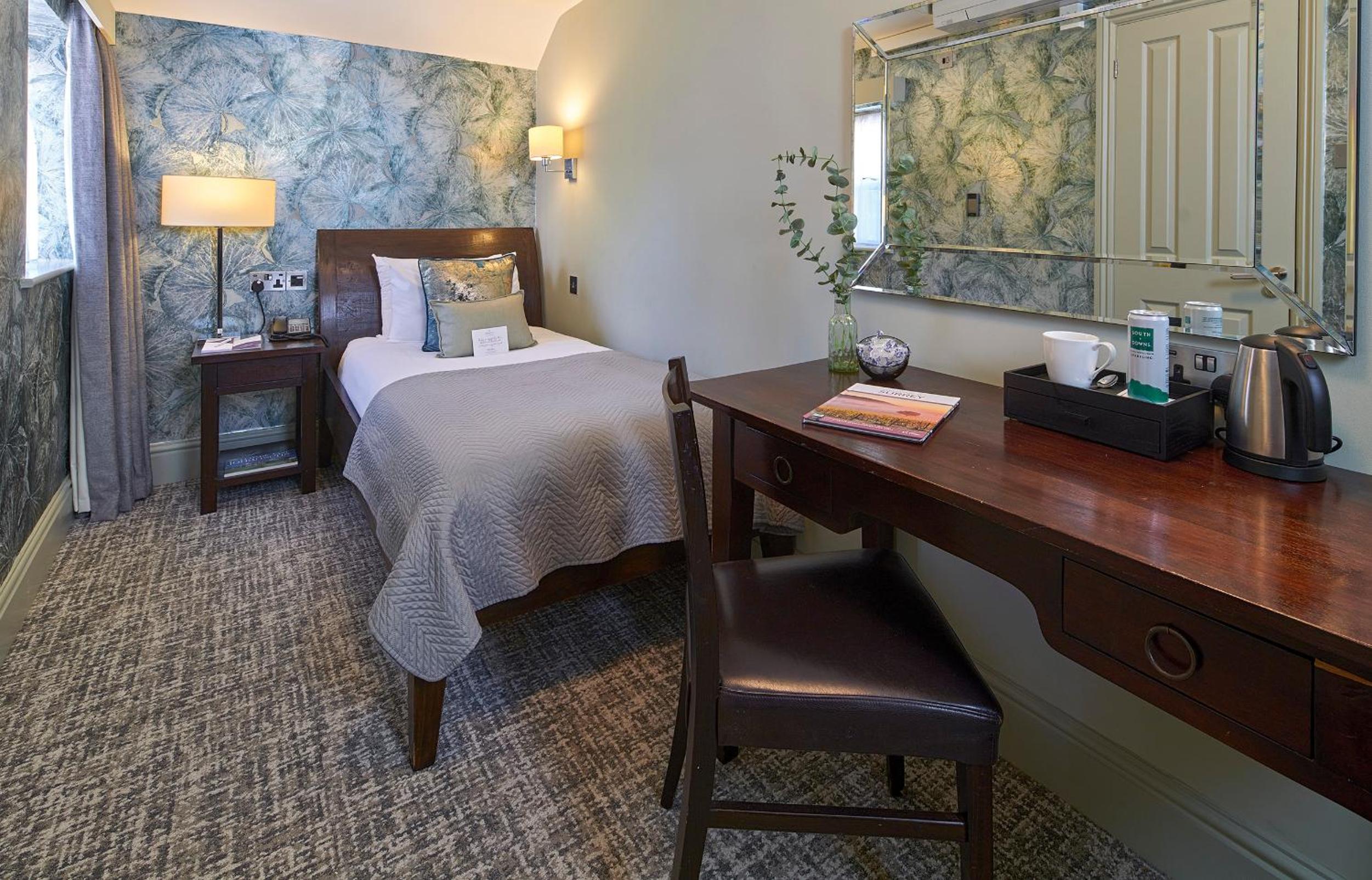 Compact Single Room