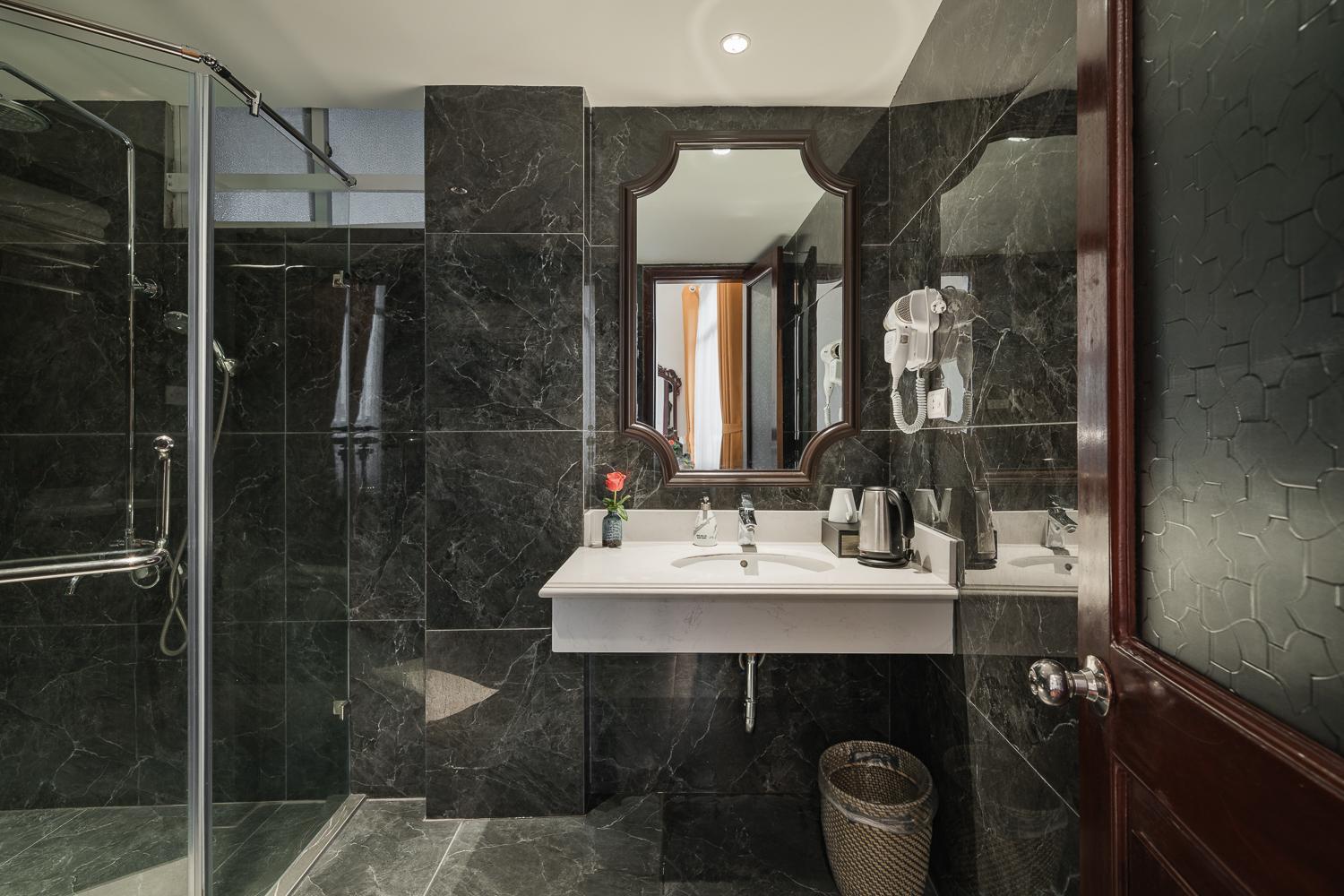 Deluxe City View Double or Twin Room