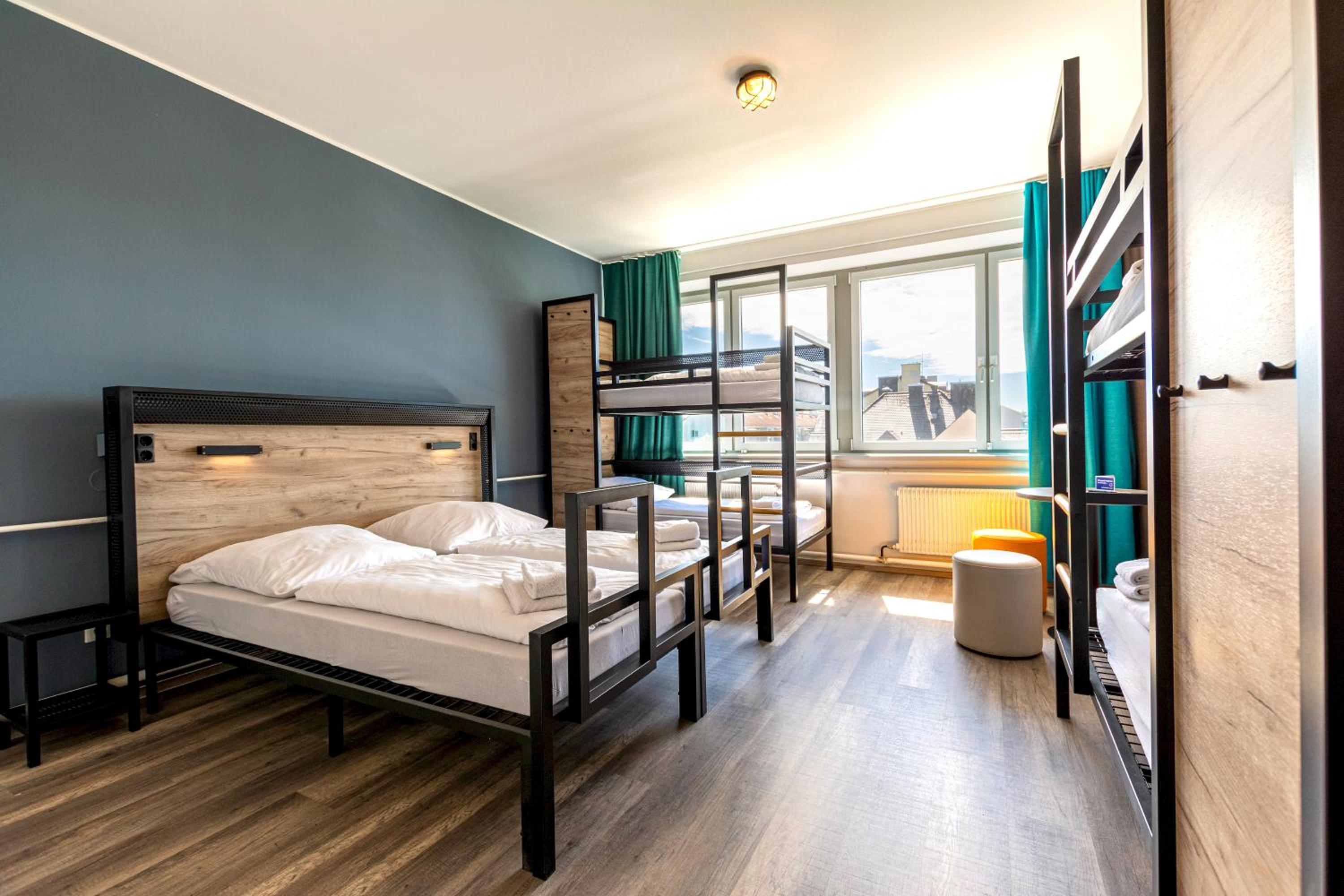 Six-Bed Room