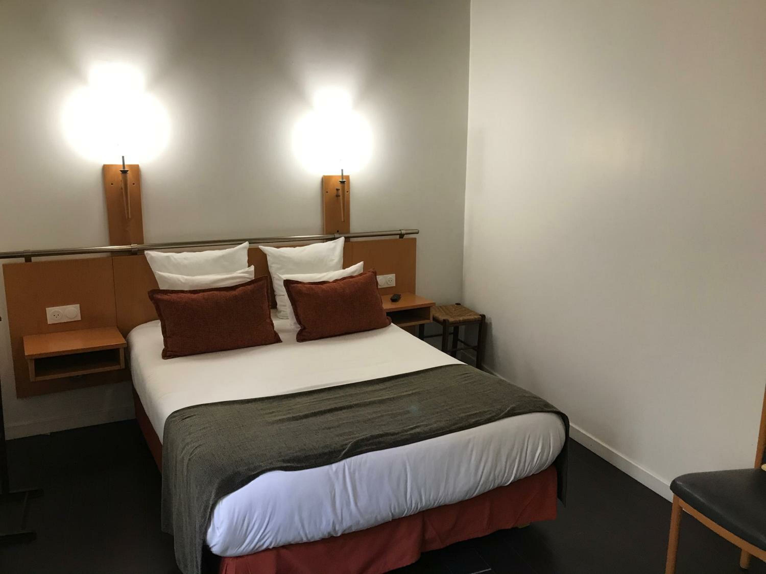 Large Double Room