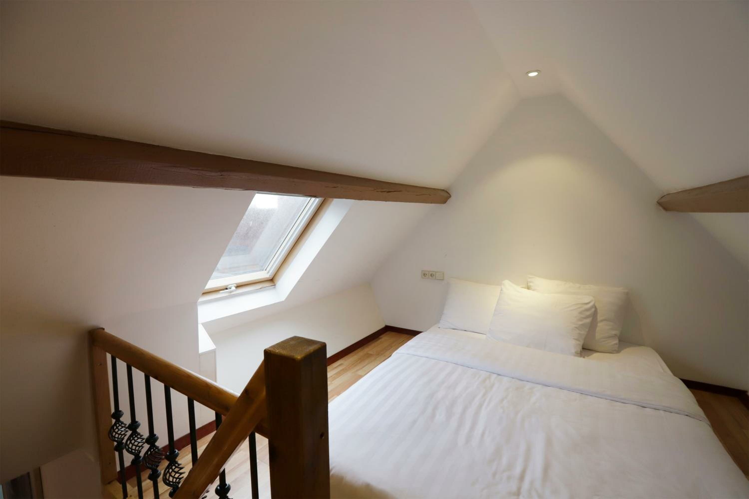 Deluxe Family Room (6 people)