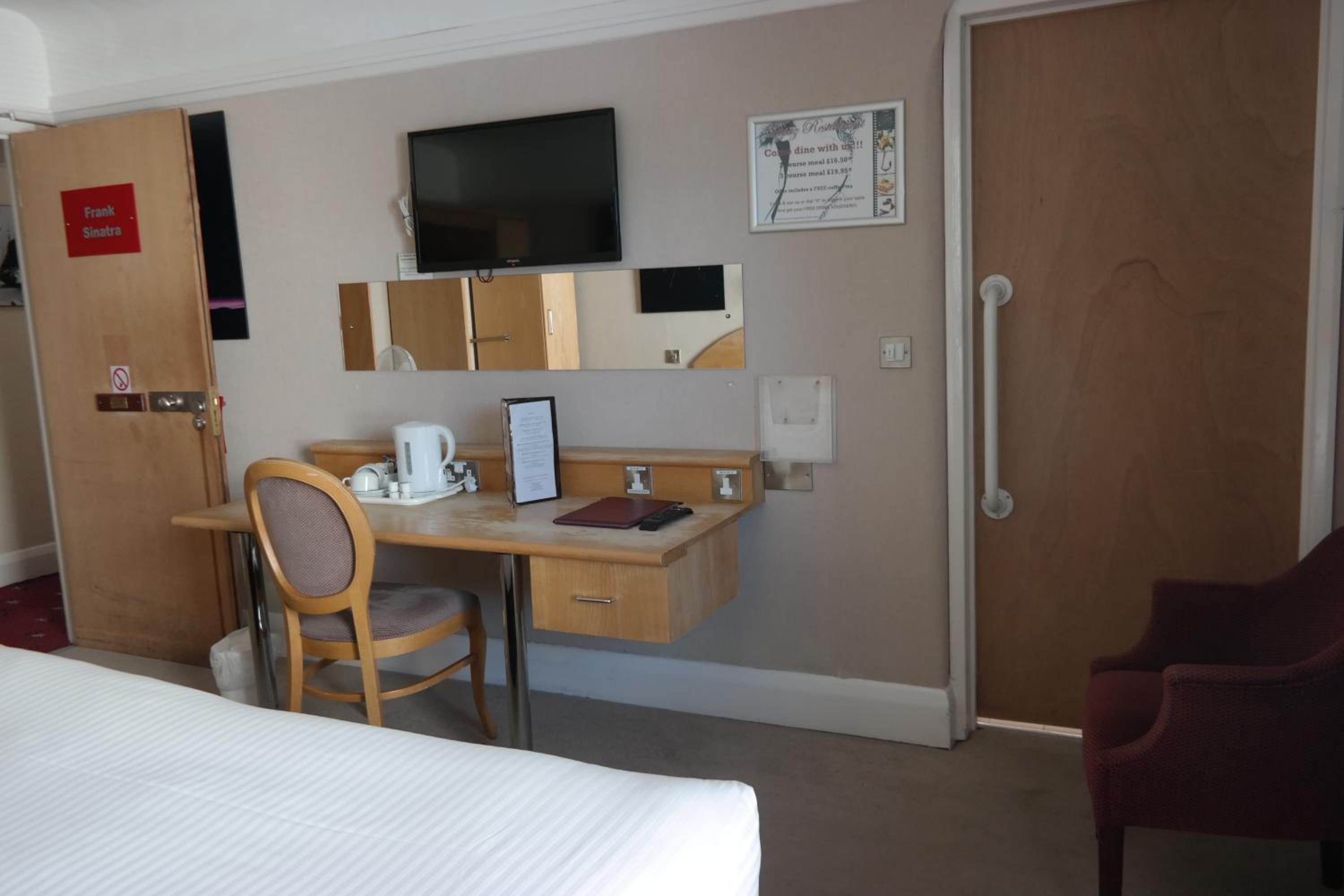 Double or Twin Room - Disability Access