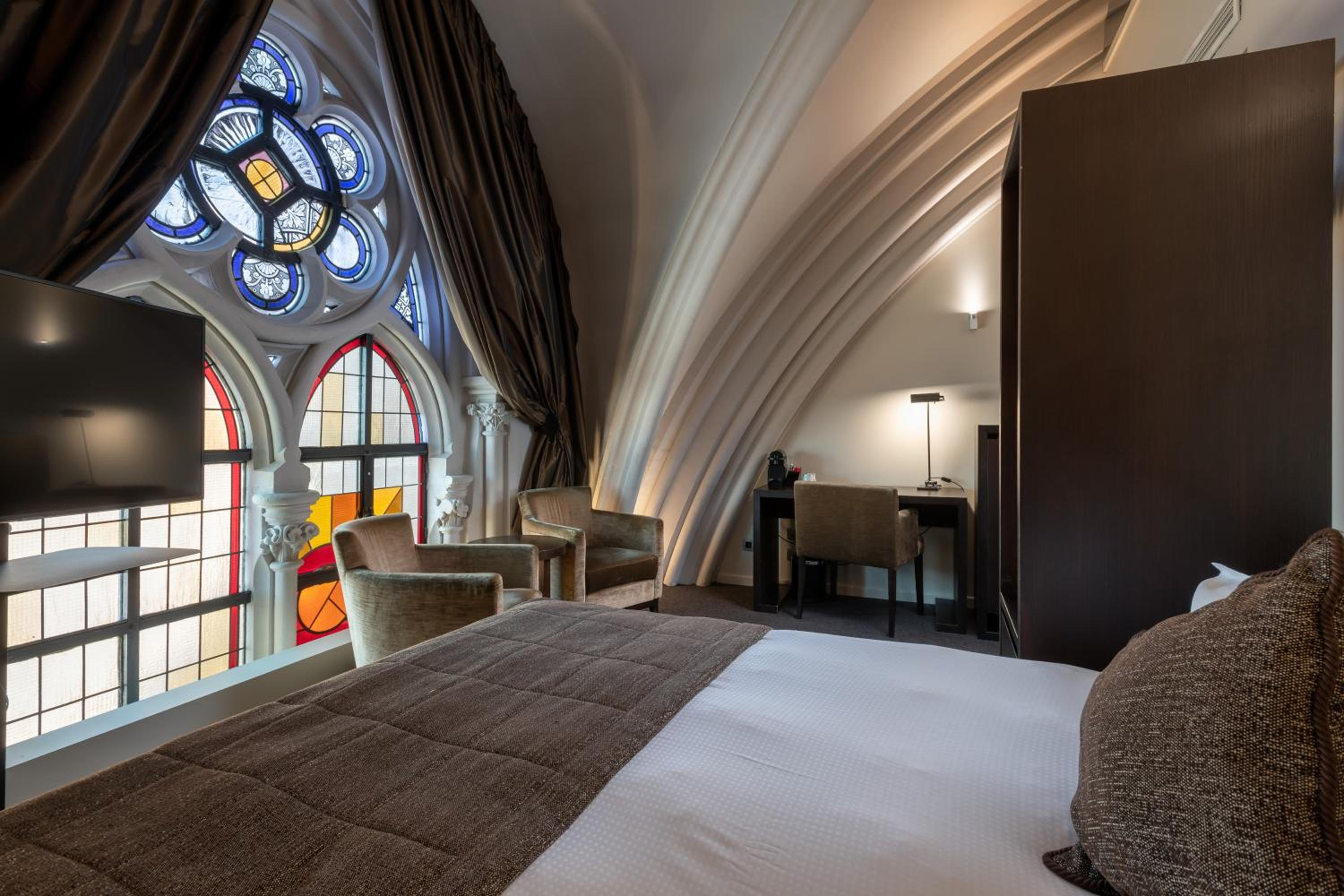 Deluxe Double Room in Church area