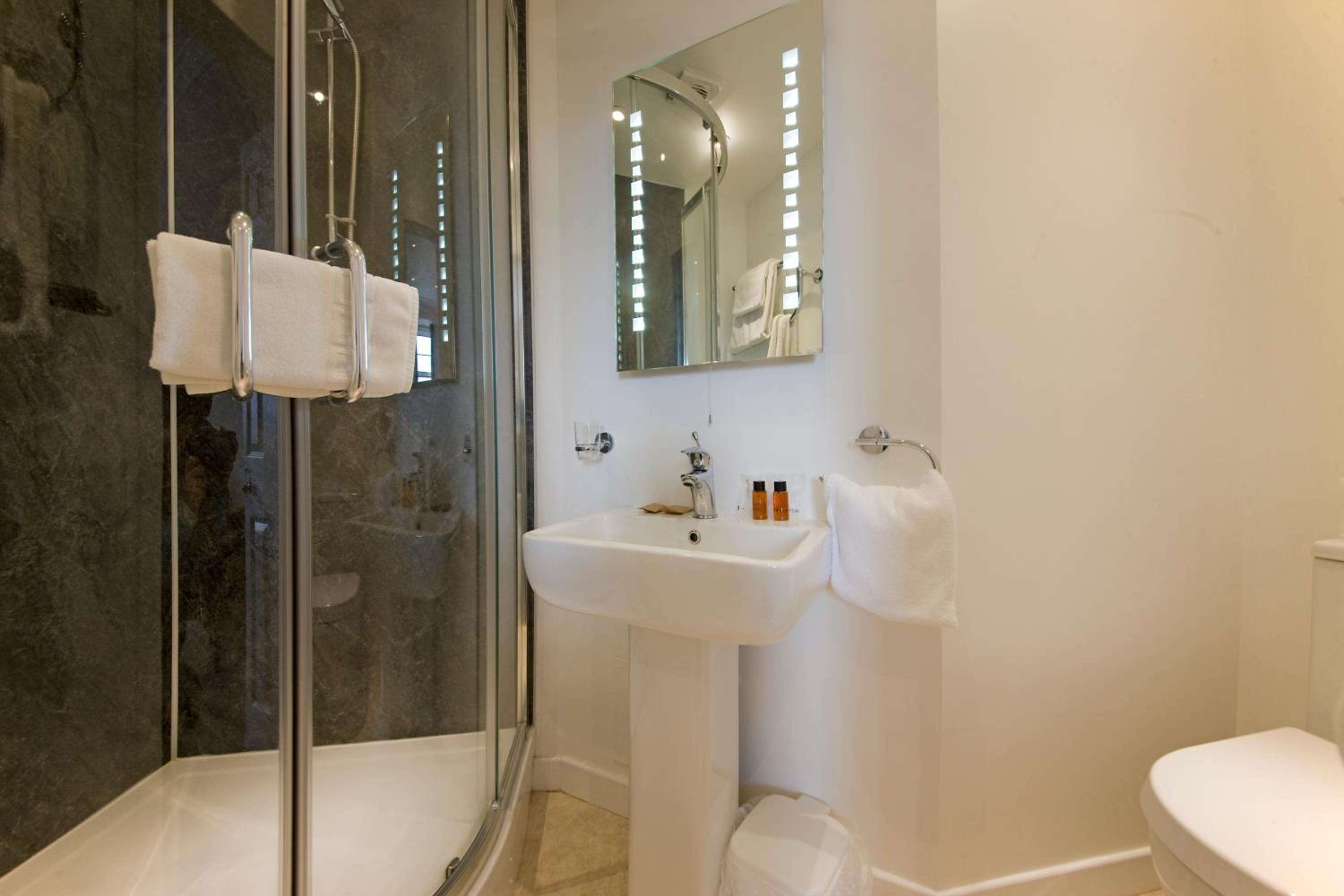 Double Room with Private Bathroom